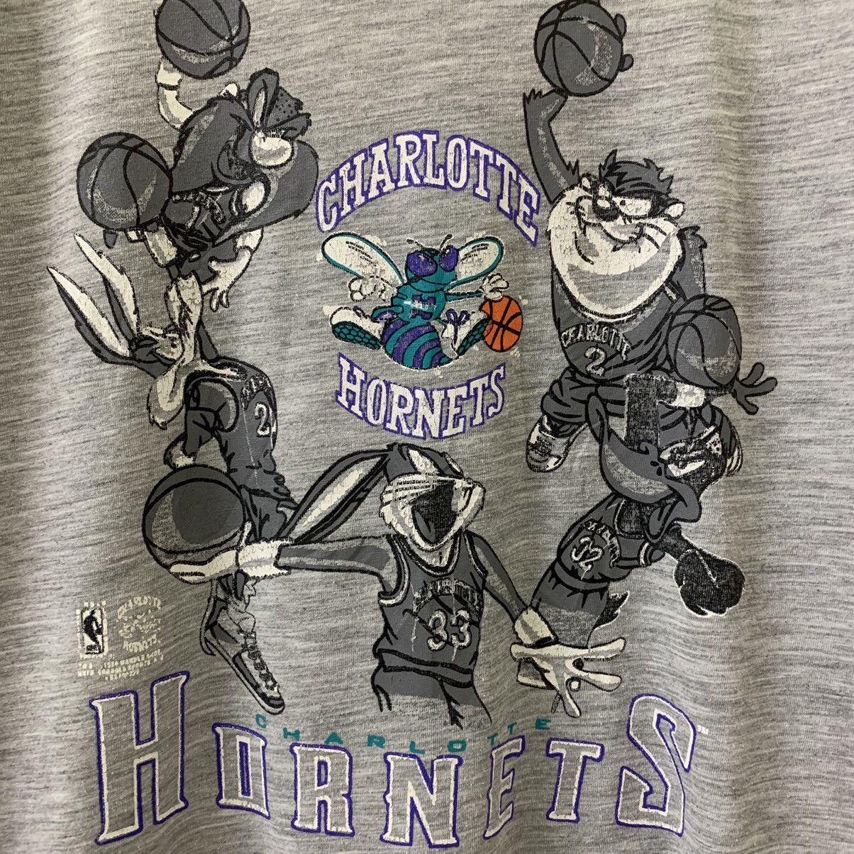NBA × Vintage VINTAGE CHARLOTTE HORNETS x SPACE JAM Size US S / EU 44-46 / 1 - 5 Thumbnail