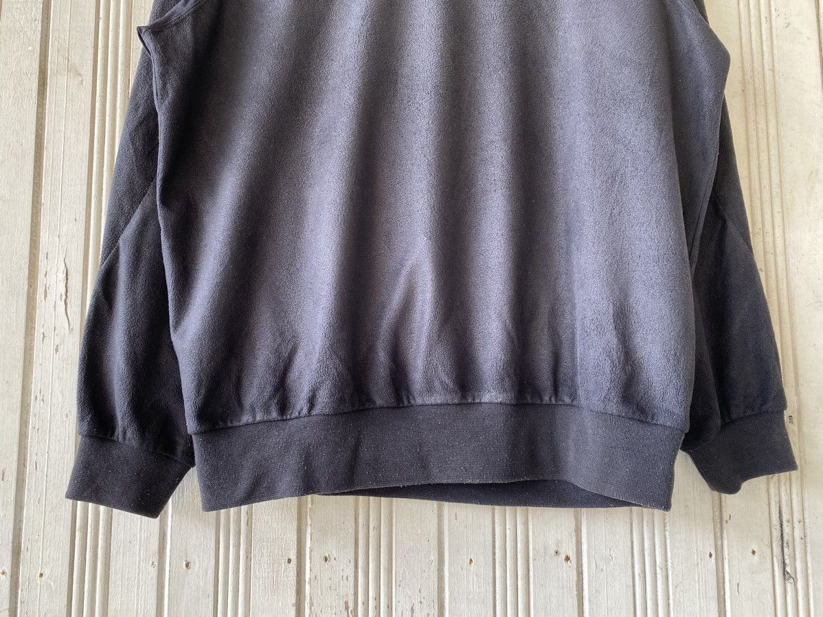 Nike Vintage Y2k Nike Mini Swoosh Sweatshirt Size US L / EU 52-54 / 3 - 5 Thumbnail