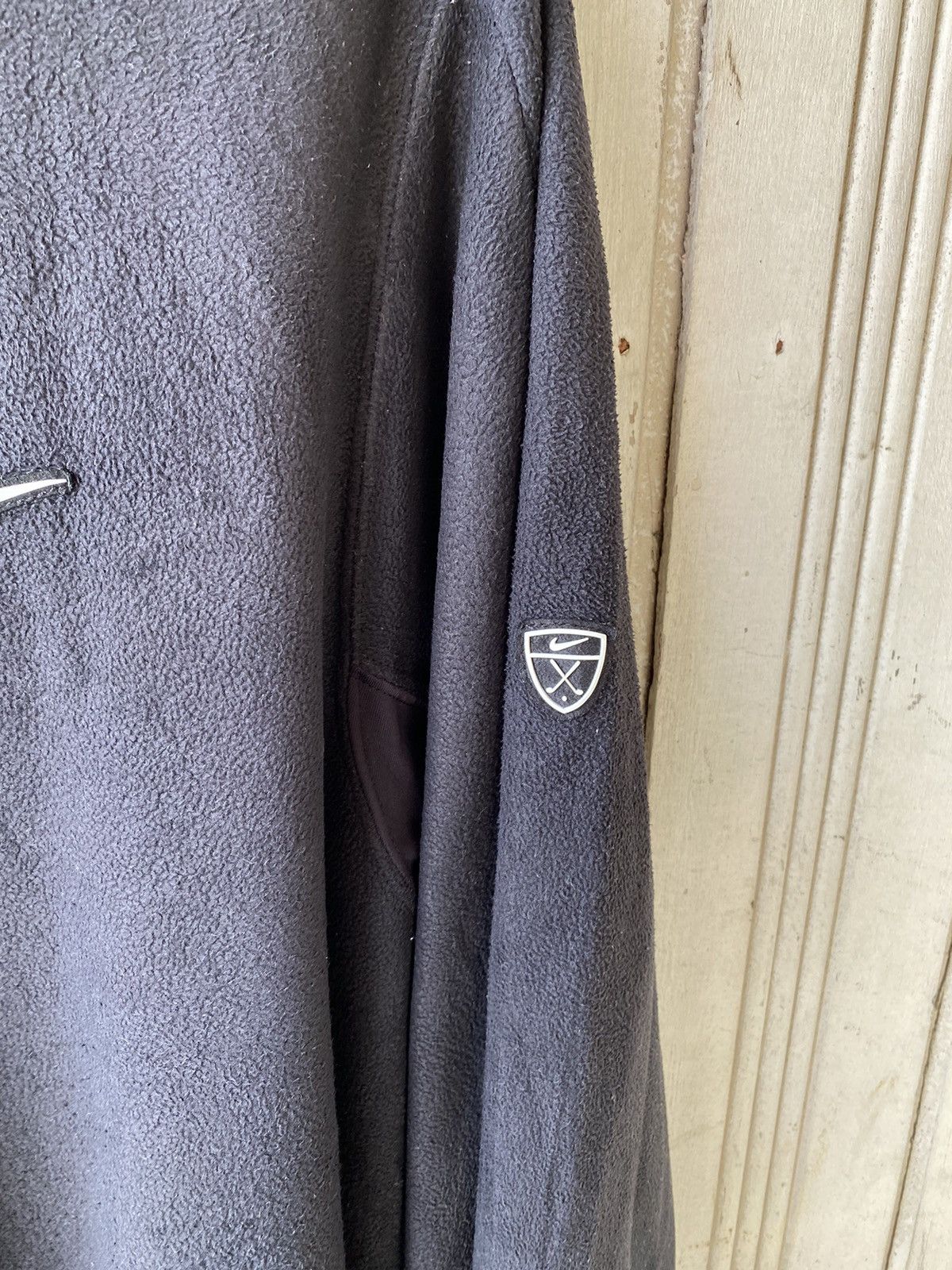 Nike Vintage Y2k Nike Mini Swoosh Sweatshirt Size US L / EU 52-54 / 3 - 17 Thumbnail