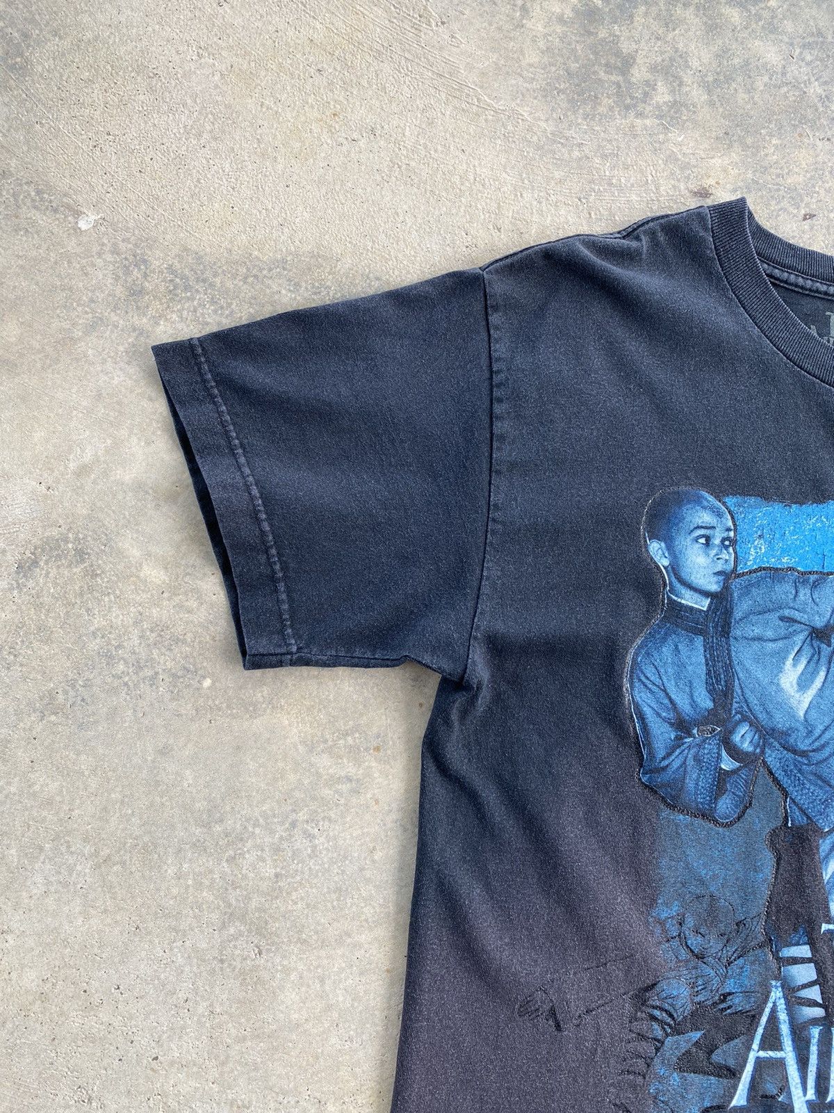Vintage Vintage Avatar the Last Airbender Distressed Sun Faded Size US M / EU 48-50 / 2 - 6 Thumbnail