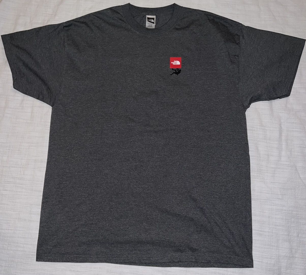 The North Face × Vintage THE NORTH FACE Vintage T-shirt Size US XL / EU 56 / 4 - 2 Thumbnail