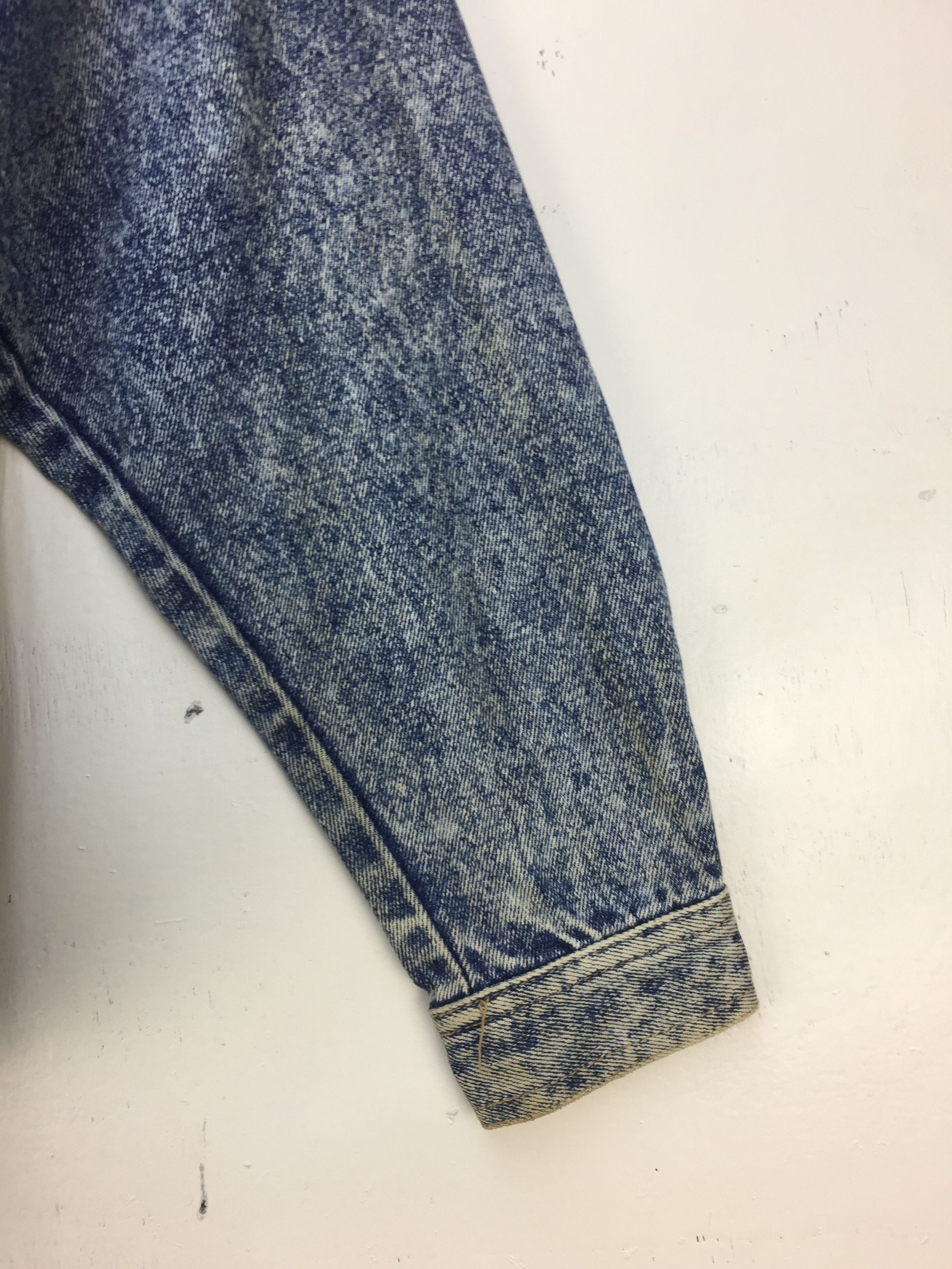 Cartoon Network VINTAGE EXPOSE X SNOOPY STONE ACID WASH DENIM JACKET Size US M / EU 48-50 / 2 - 6 Thumbnail