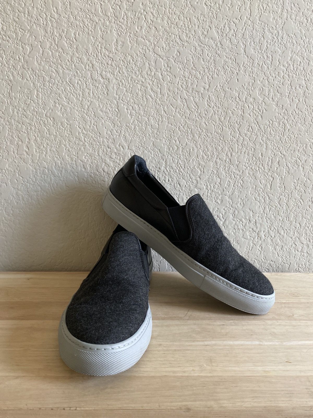 National Standard Dark Grey/Black Low Top Slip-On Size 43 Size US 10.5 / EU 43-44 - 2 Thumbnail