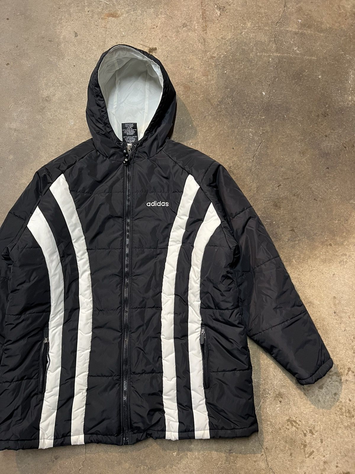 Adidas × Vintage Vintage Adidas Trefoil Puffer Parka Jacket Size US XL / EU 56 / 4 - 3 Thumbnail