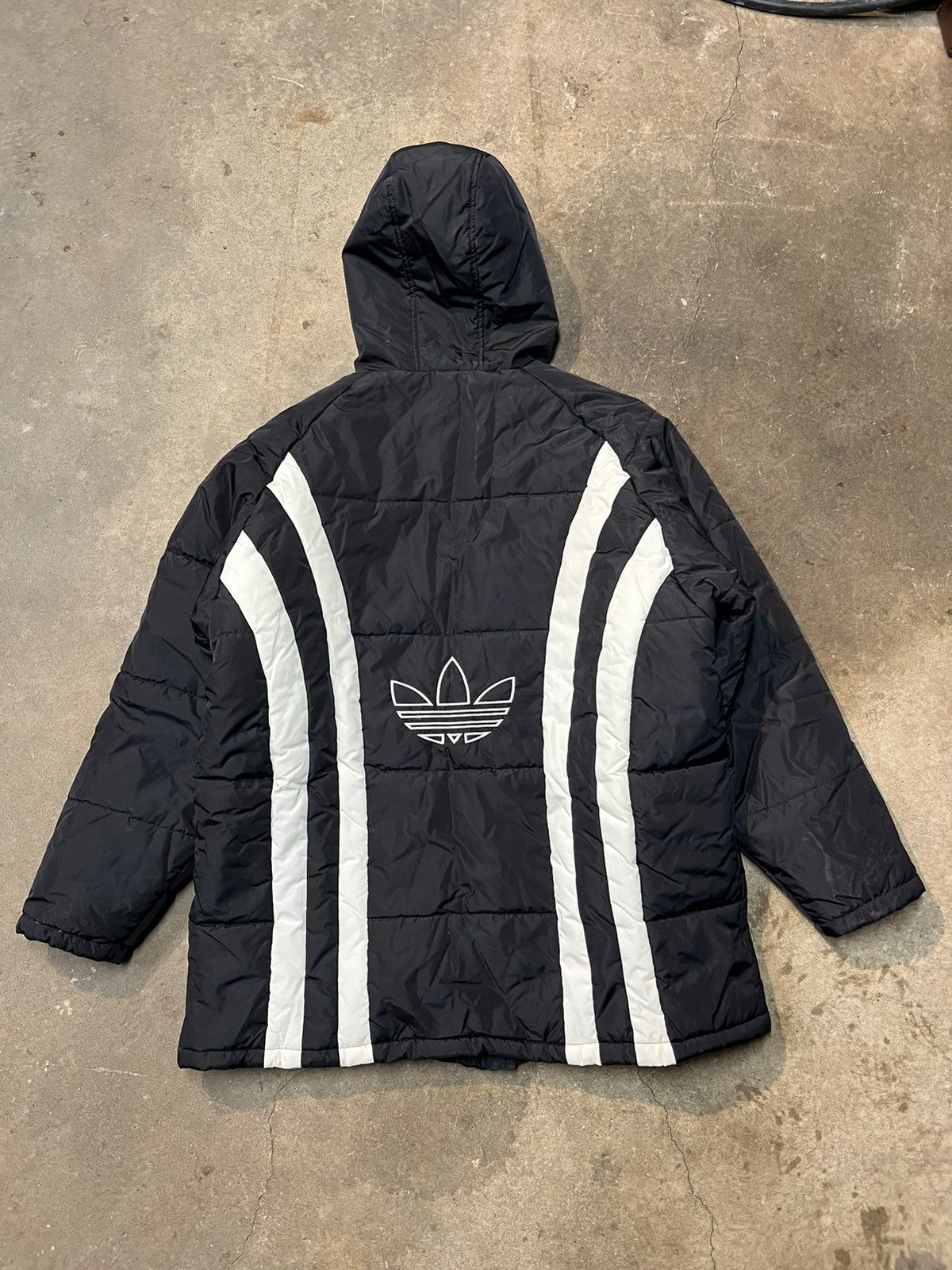 Adidas × Vintage Vintage Adidas Trefoil Puffer Parka Jacket Size US XL / EU 56 / 4 - 1 Thumbnail