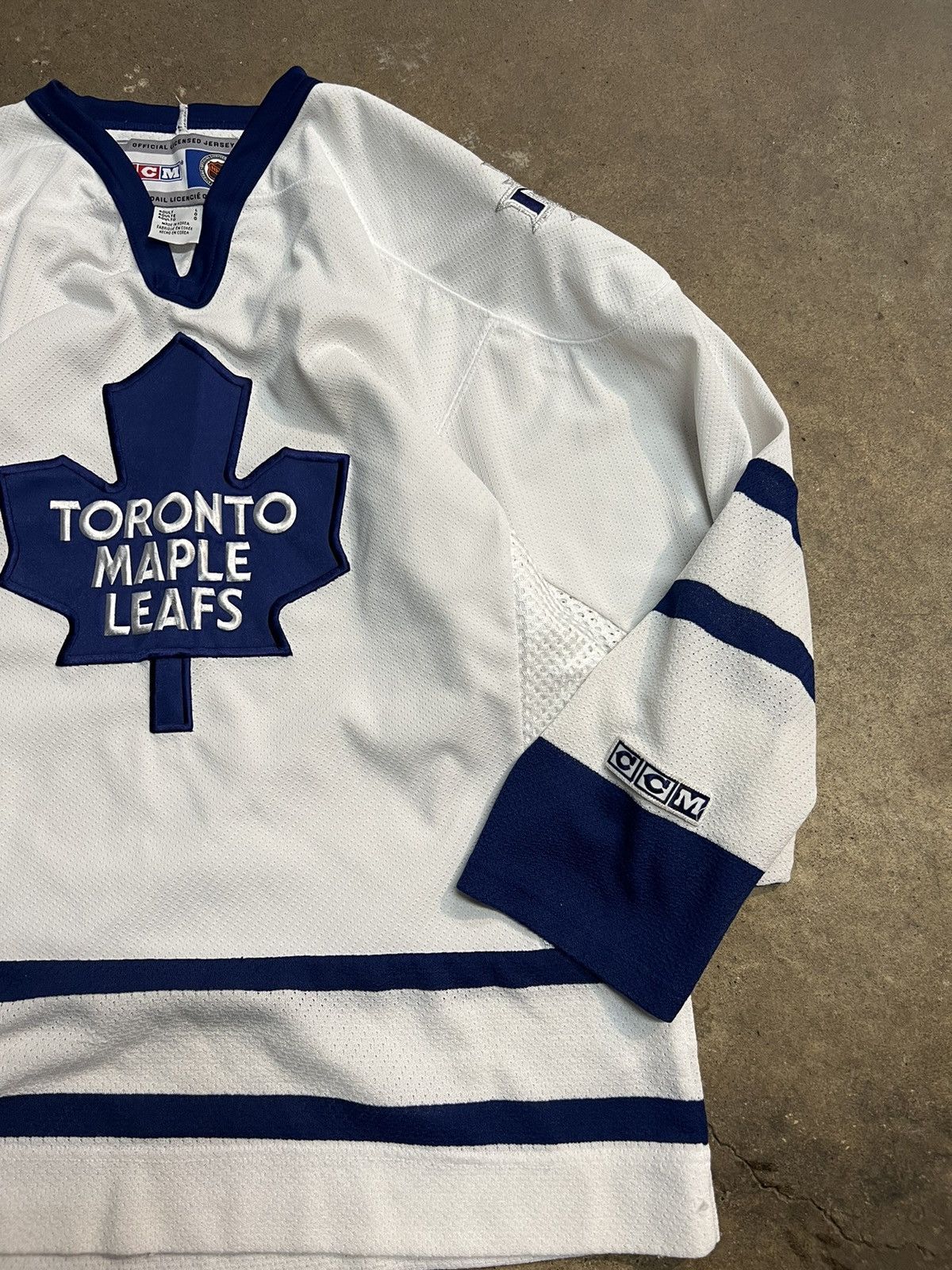 Ccm × NHL × Vintage Vintage 90's Toronto Maple Leafs CCM Hockey Jersey Size US L / EU 52-54 / 3 - 4 Thumbnail