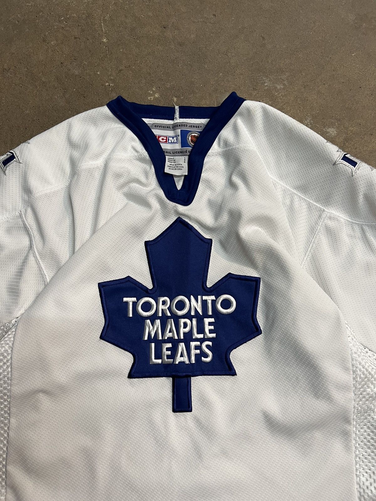Ccm × NHL × Vintage Vintage 90's Toronto Maple Leafs CCM Hockey Jersey Size US L / EU 52-54 / 3 - 3 Thumbnail