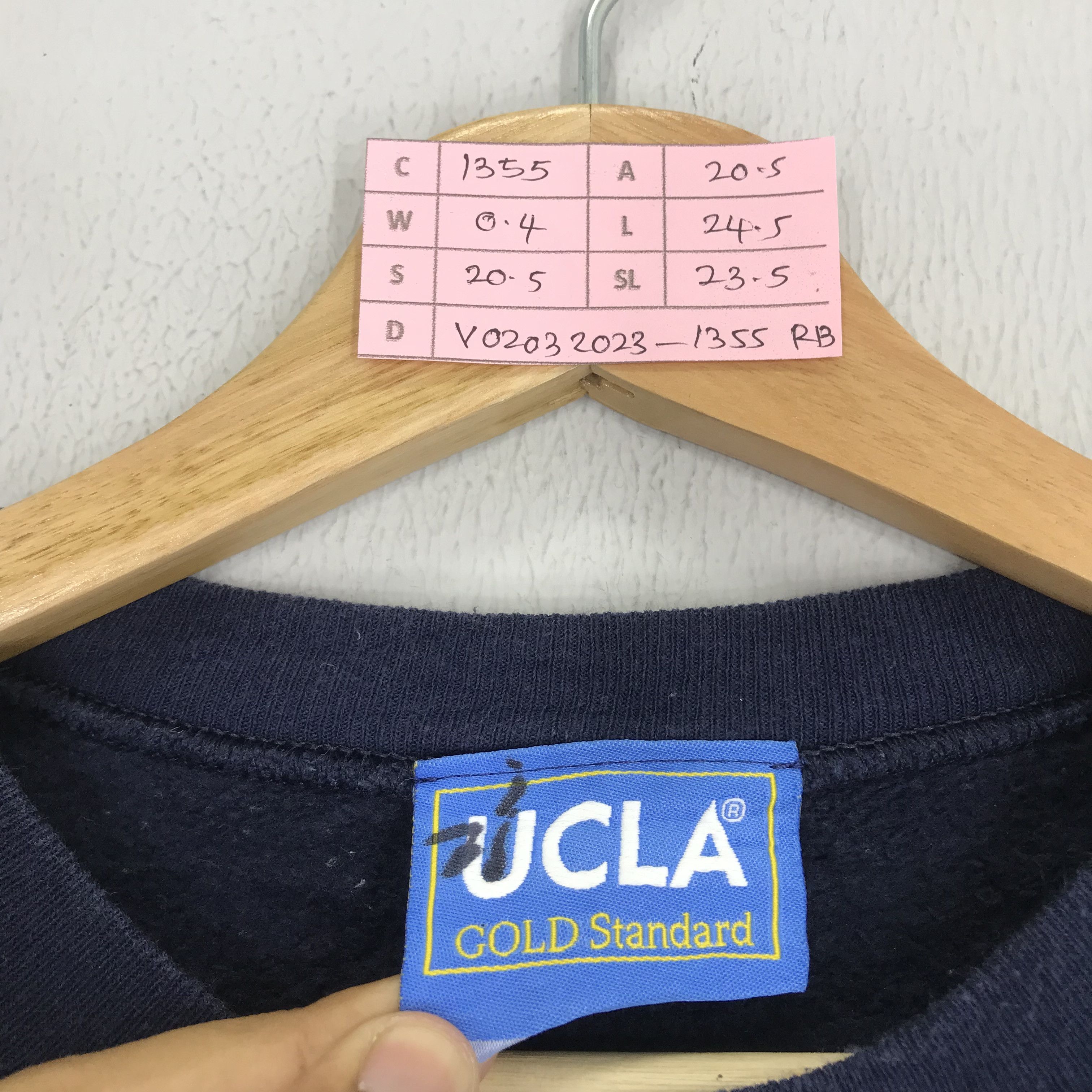 Vintage Vintage UCLA Bruins University Ucla Bruins Embroidery Logo Size US S / EU 44-46 / 1 - 7 Thumbnail