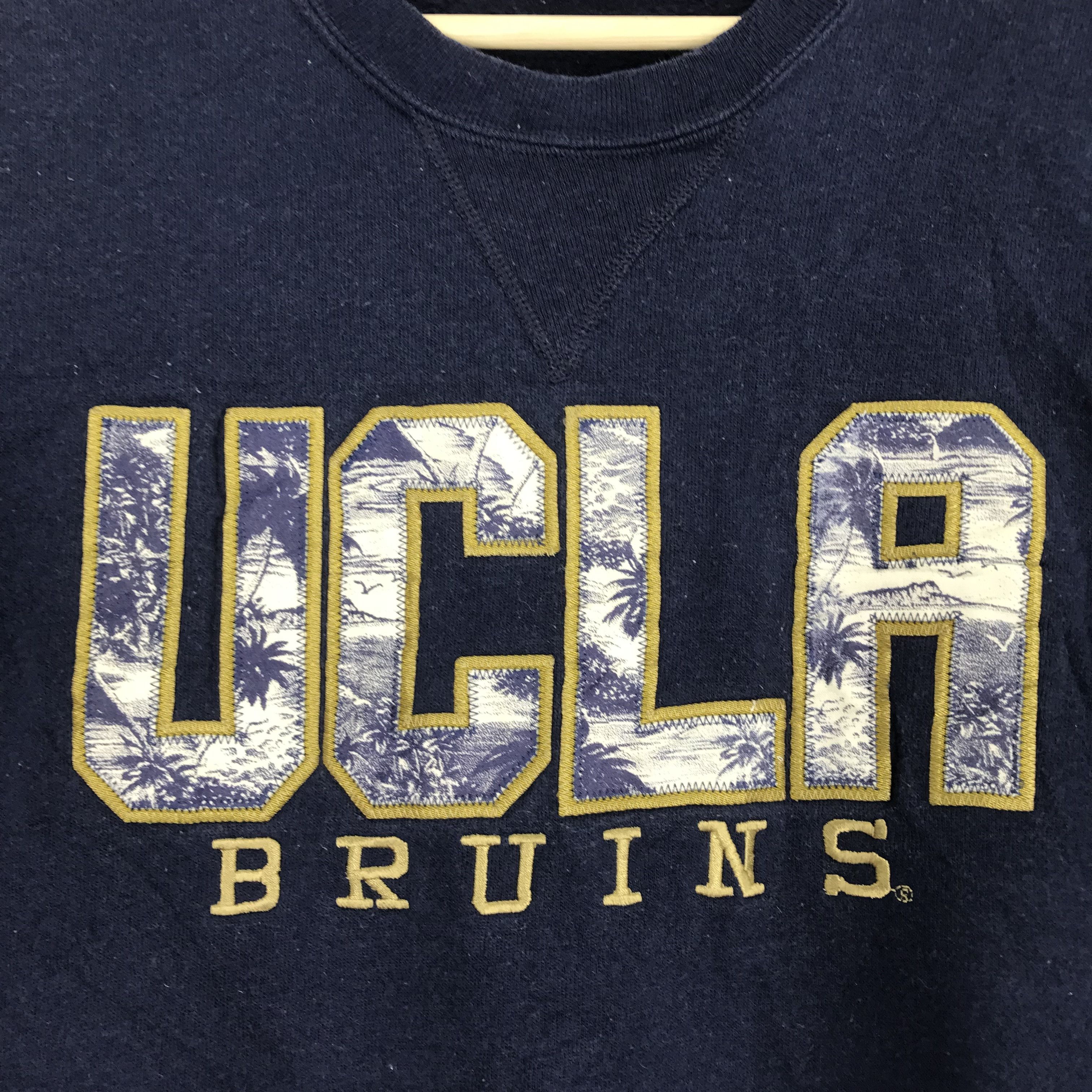 Vintage Vintage UCLA Bruins University Ucla Bruins Embroidery Logo Size US S / EU 44-46 / 1 - 5 Thumbnail