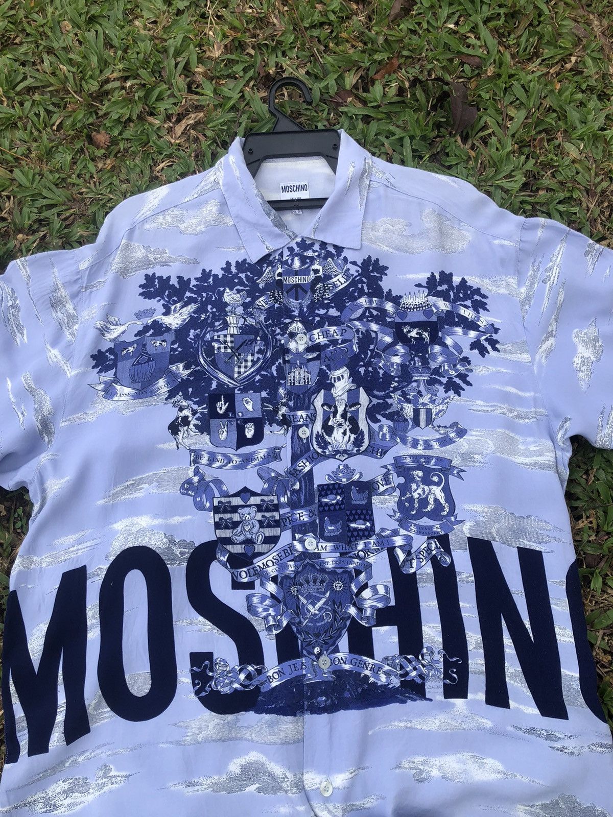 Moschino Vintage MOSCHINO Overprint Spellout Rayon Shirt Rare Size US XL / EU 56 / 4 - 3 Thumbnail