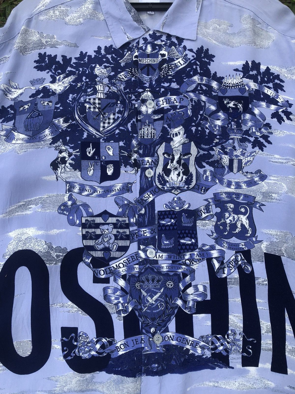 Moschino Vintage MOSCHINO Overprint Spellout Rayon Shirt Rare Size US XL / EU 56 / 4 - 4 Thumbnail