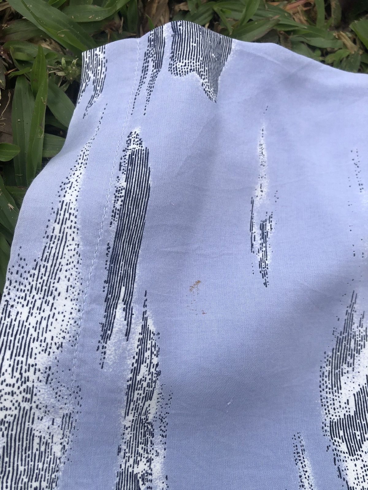 Moschino Vintage MOSCHINO Overprint Spellout Rayon Shirt Rare Size US XL / EU 56 / 4 - 9 Thumbnail
