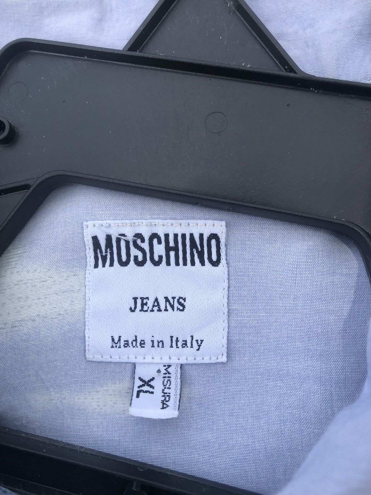 Moschino Vintage MOSCHINO Overprint Spellout Rayon Shirt Rare Size US XL / EU 56 / 4 - 11 Thumbnail