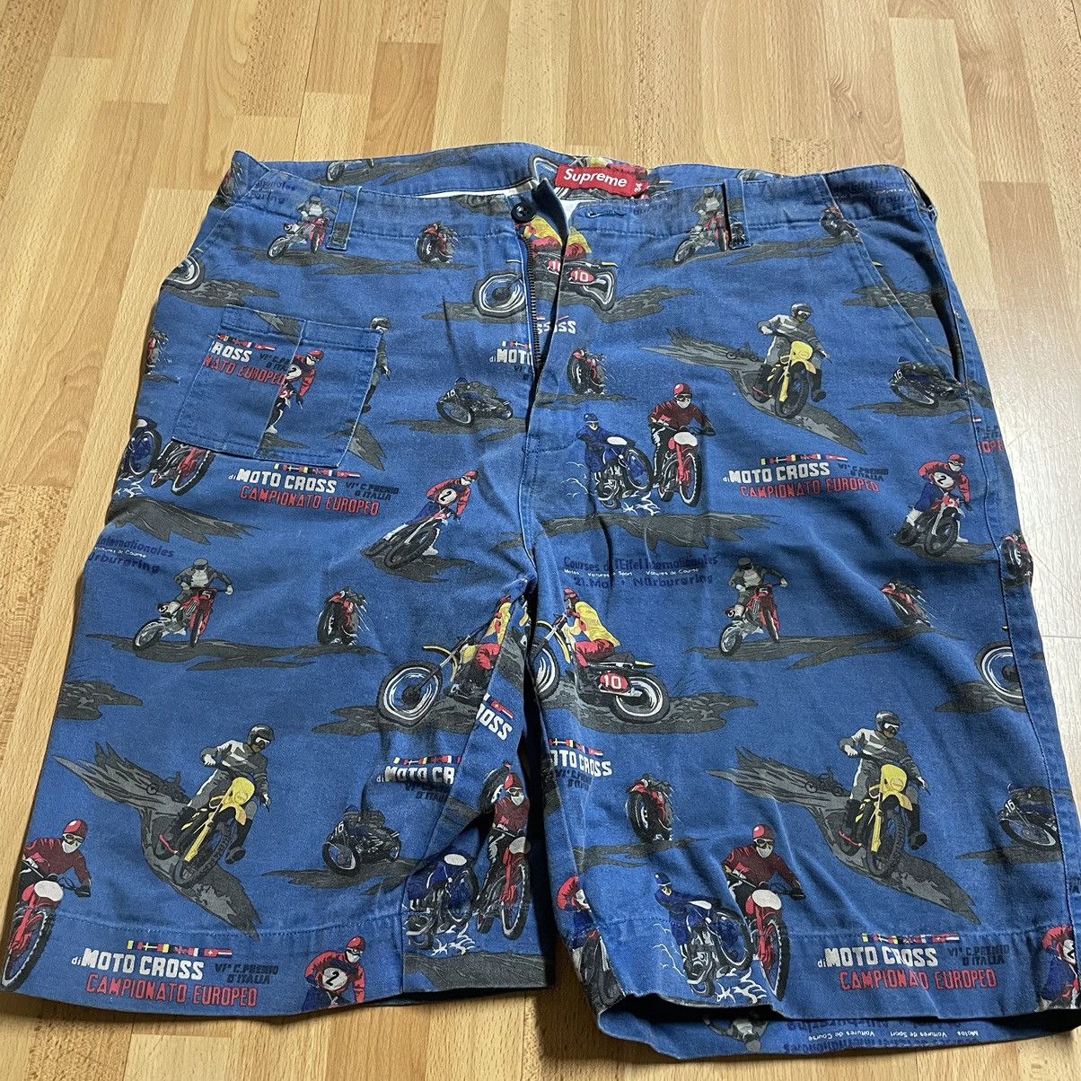 激レア　Supreme Moto Short（モトクロス柄ショーツ） サイズ34 Supreme Supreme motocross shorts size 34 field shorts SS2009 | Grailed