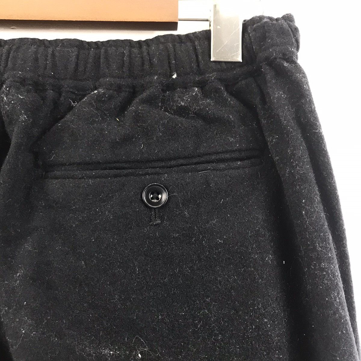 Uniqlo UNIQLO And LEMAIRE Regular Fit Wool Black Casual Trousers Size US 28 / EU 44 - 7 Thumbnail