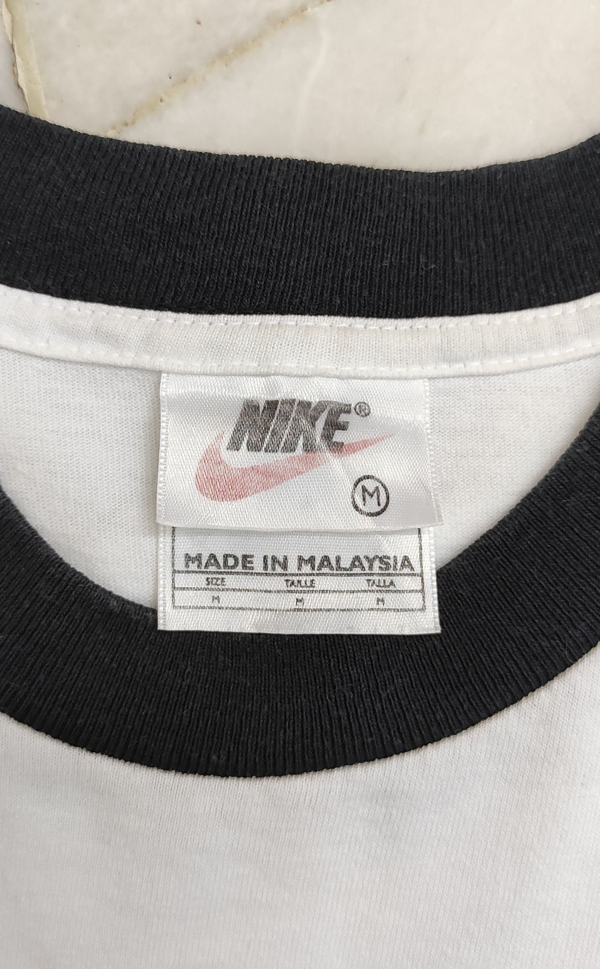 Nike Vintage Nike Air embroidered "N' patches Oval logo's tee Size US M / EU 48-50 / 2 - 3 Thumbnail