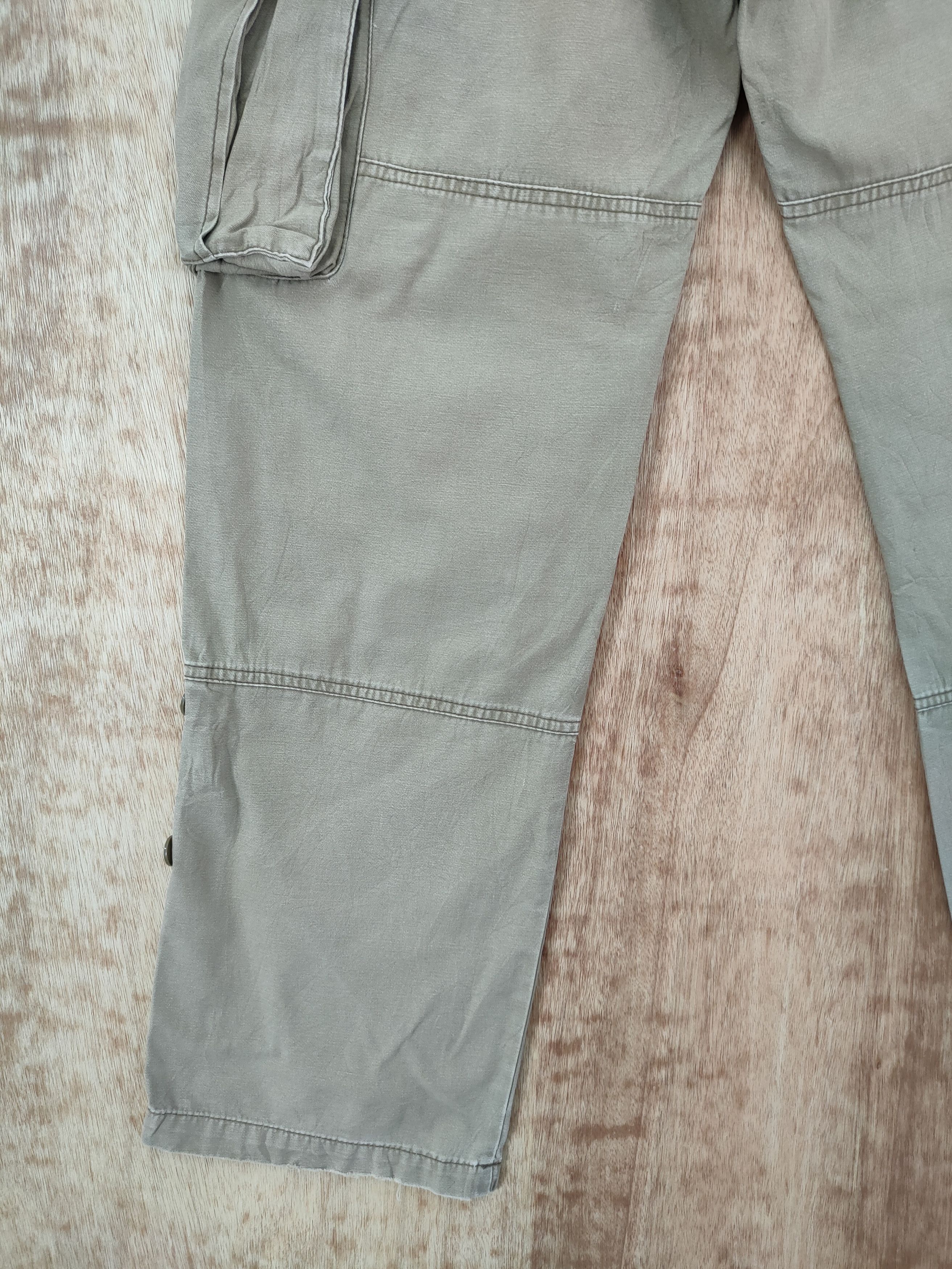 Japanese Brand DLL Japan brown vintage multi pocket cargo pants #46-282A Size US 31 - 8 Thumbnail