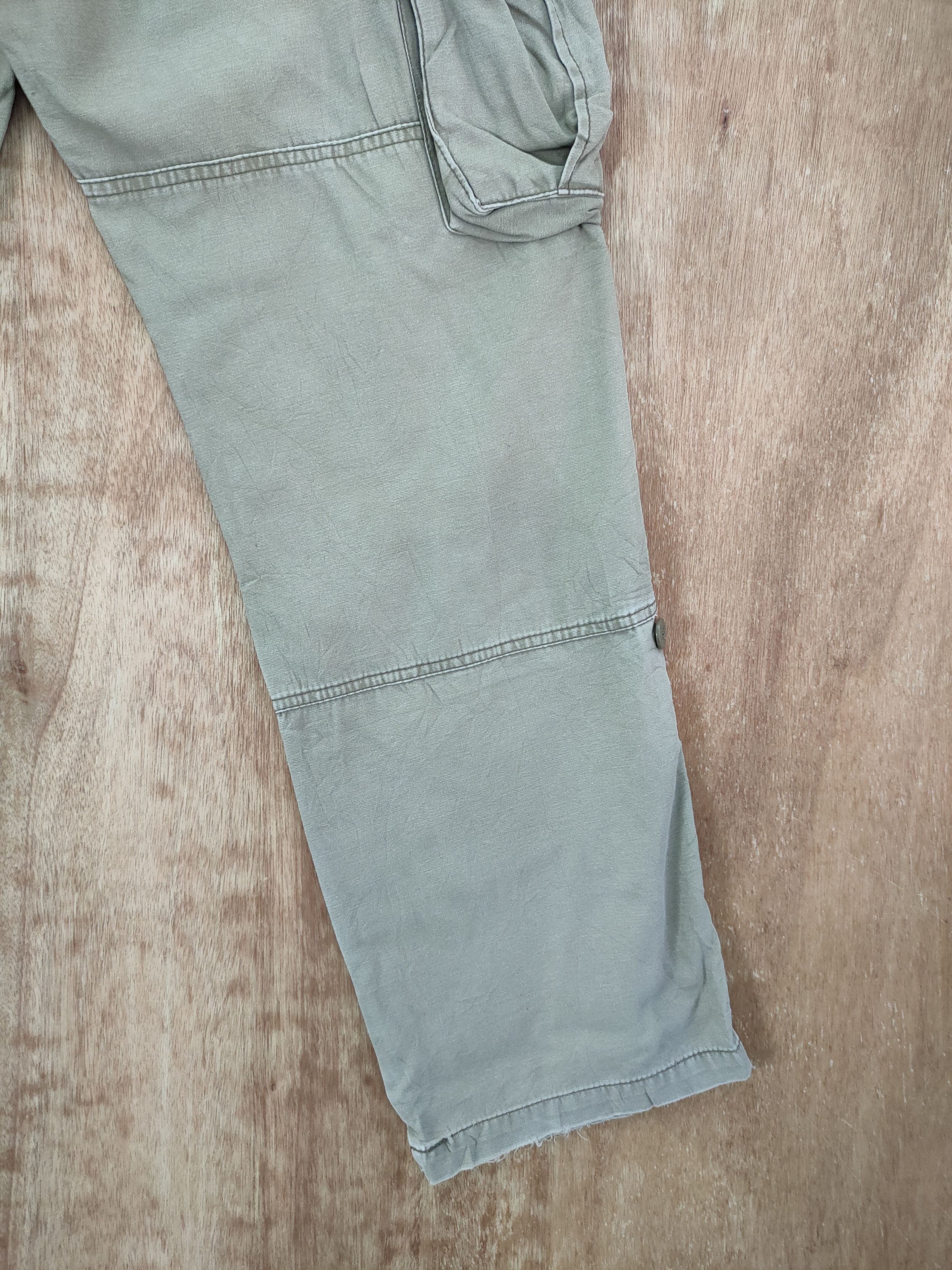 Japanese Brand DLL Japan brown vintage multi pocket cargo pants #46-282A Size US 31 - 9 Thumbnail