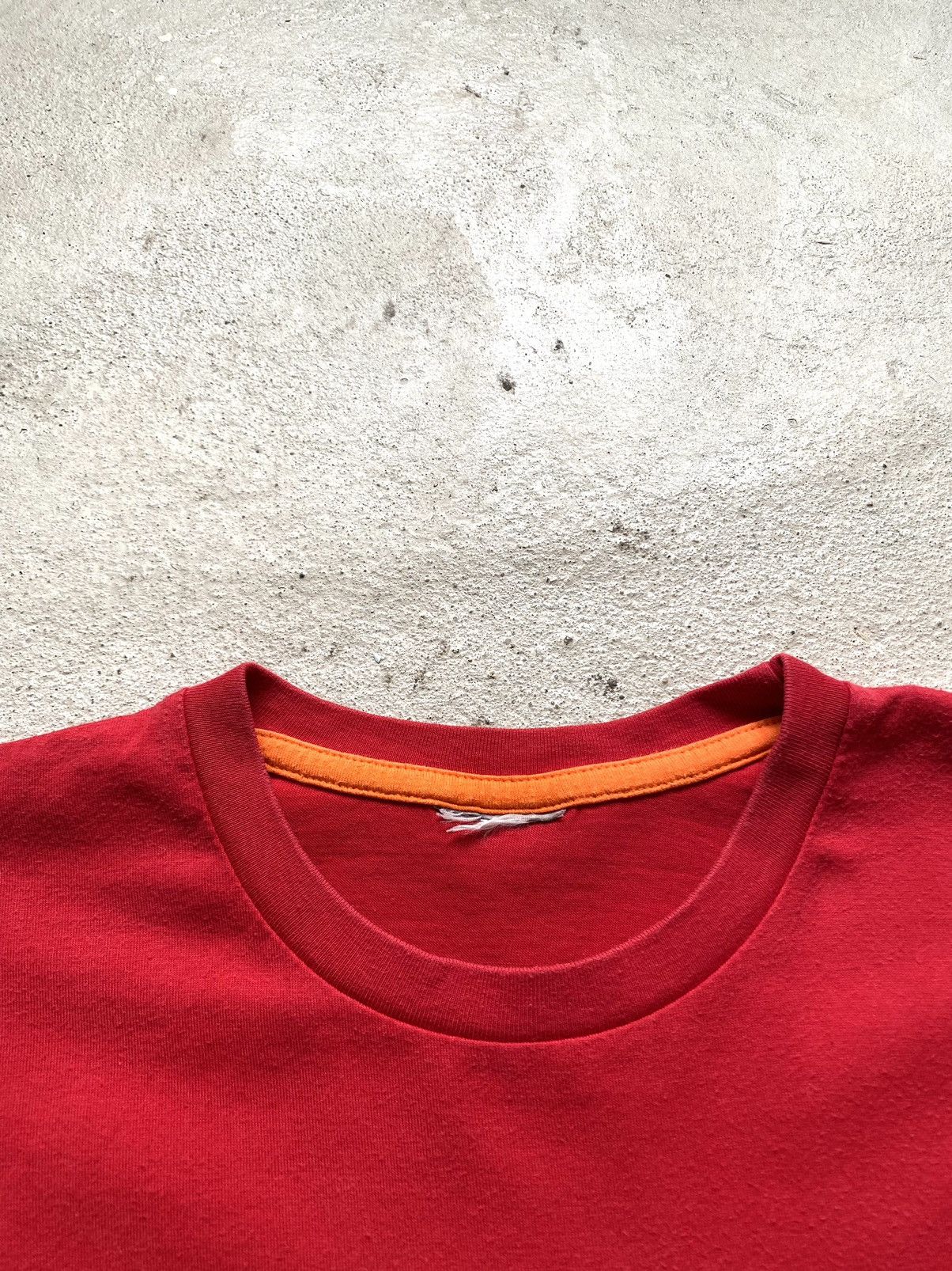Nike 90’S VINTAGE NIKE T SHIRT Y2K CW21 Travis Scott style Size US L / EU 52-54 / 3 - 5 Thumbnail