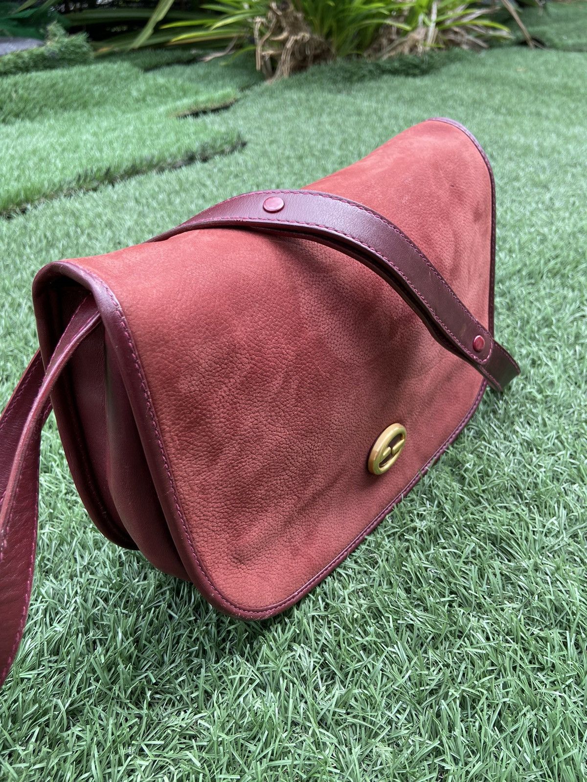 Gucci Gucci Burgundy Marron Hobo Suede Leather Crossbody Bag Size ONE SIZE - 3 Thumbnail