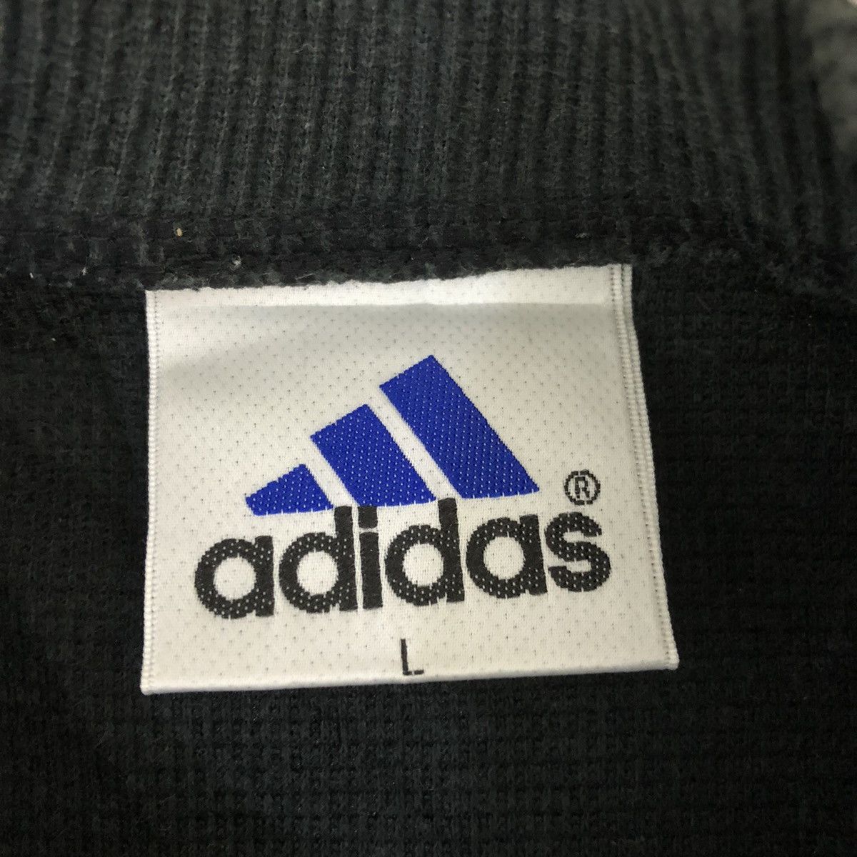 Adidas 90s Vintage Adidas Vintage crewneck sweatshirt center logo Size US L / EU 52-54 / 3 - 8 Thumbnail