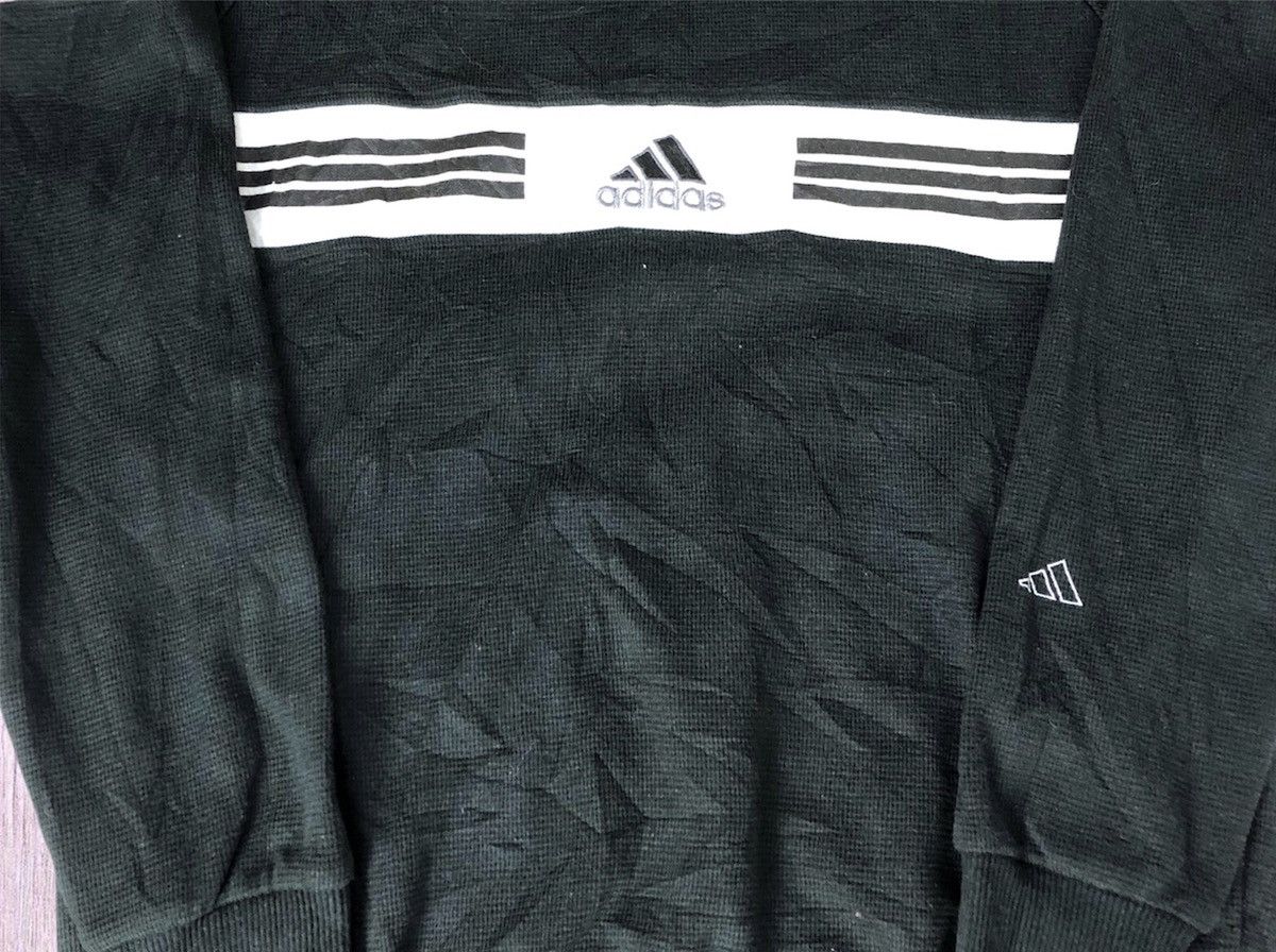 Adidas 90s Vintage Adidas Vintage crewneck sweatshirt center logo Size US L / EU 52-54 / 3 - 7 Thumbnail
