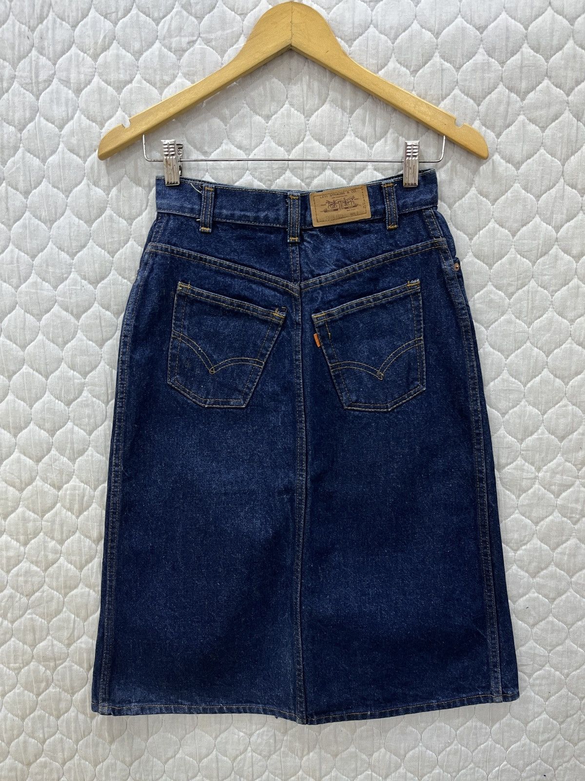 Levi's (Xxx). VINTAGE LEVIS ORANGE TAB SKIRTS Size 25" / US 0 / IT 36 - 1 Thumbnail