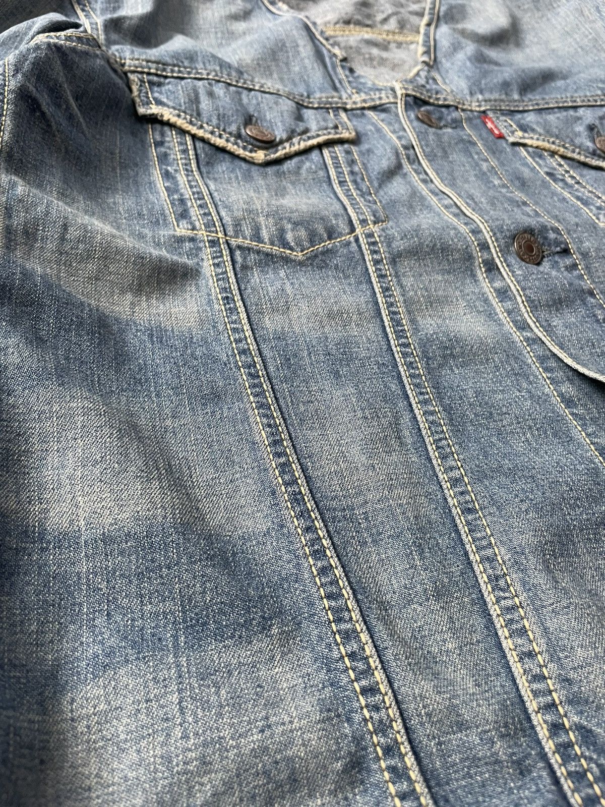 Levi's Levi’s Faded Premium Red Tab Denim Jacket Size US M / EU 48-50 / 2 - 15 Thumbnail