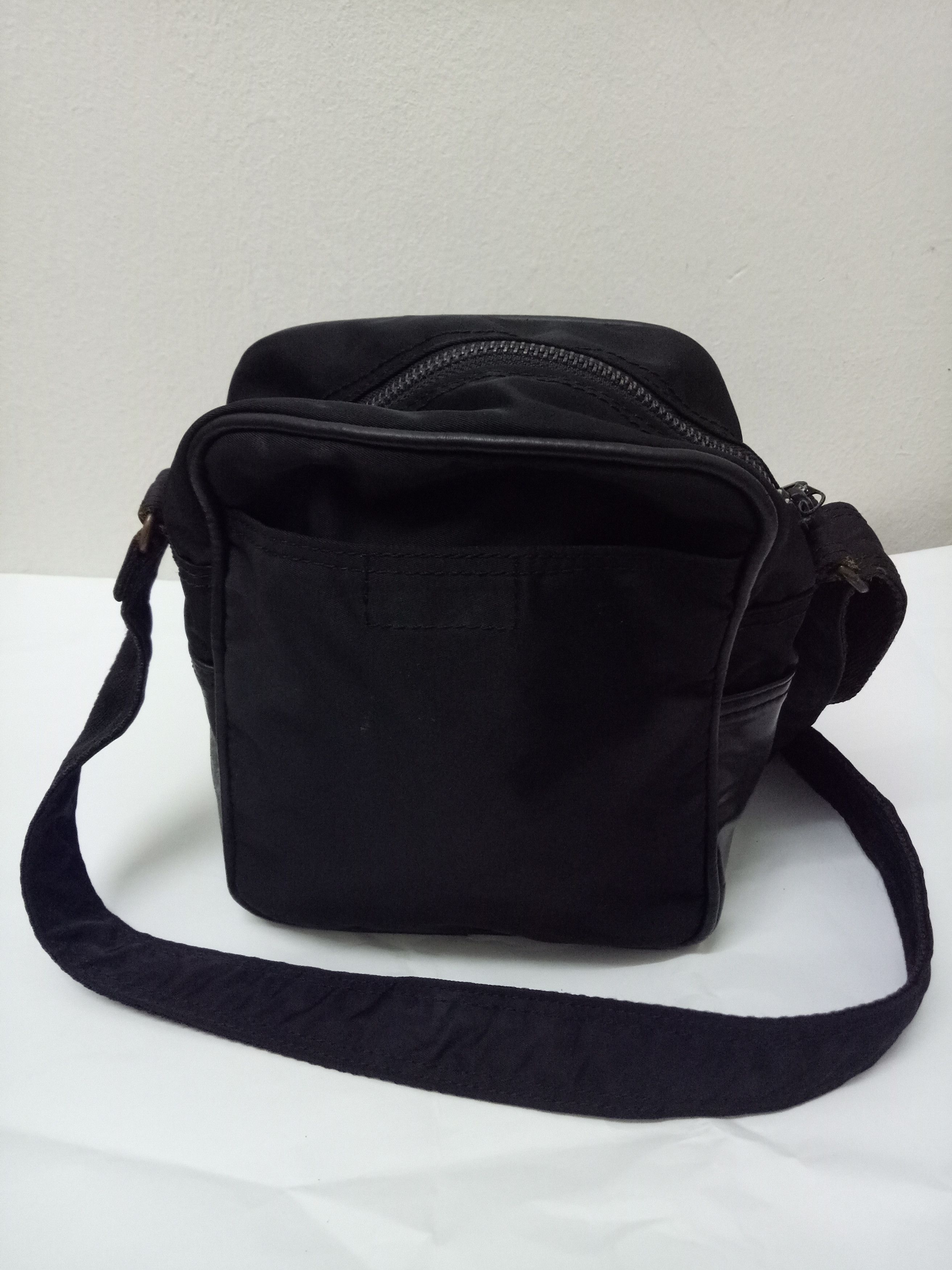 Yohji Yamamoto Yohji Yamamoto Y'saccs pour homme Nylon leather sling bag Size ONE SIZE - 8 Thumbnail
