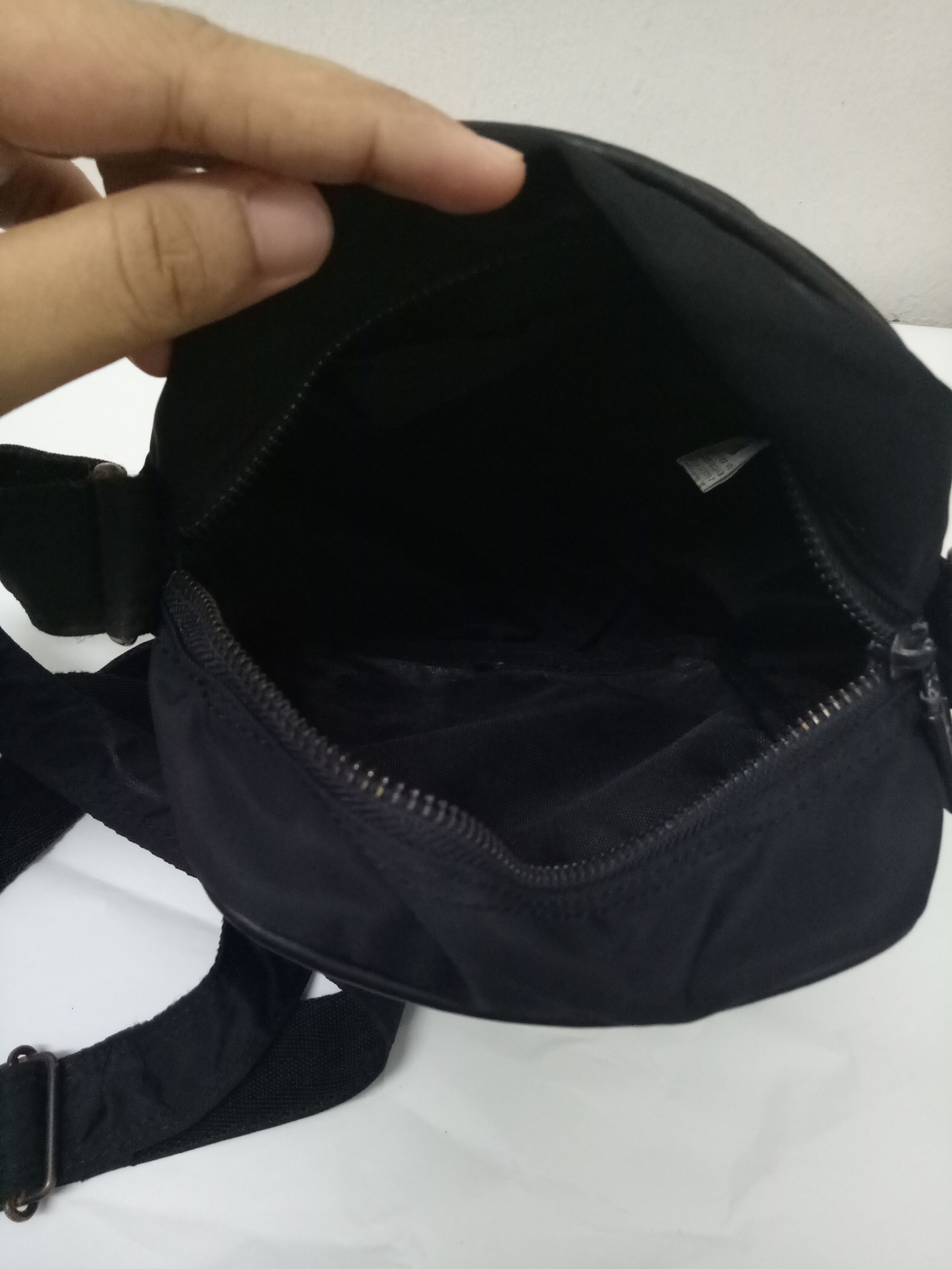 Yohji Yamamoto Yohji Yamamoto Y'saccs pour homme Nylon leather sling bag Size ONE SIZE - 10 Thumbnail