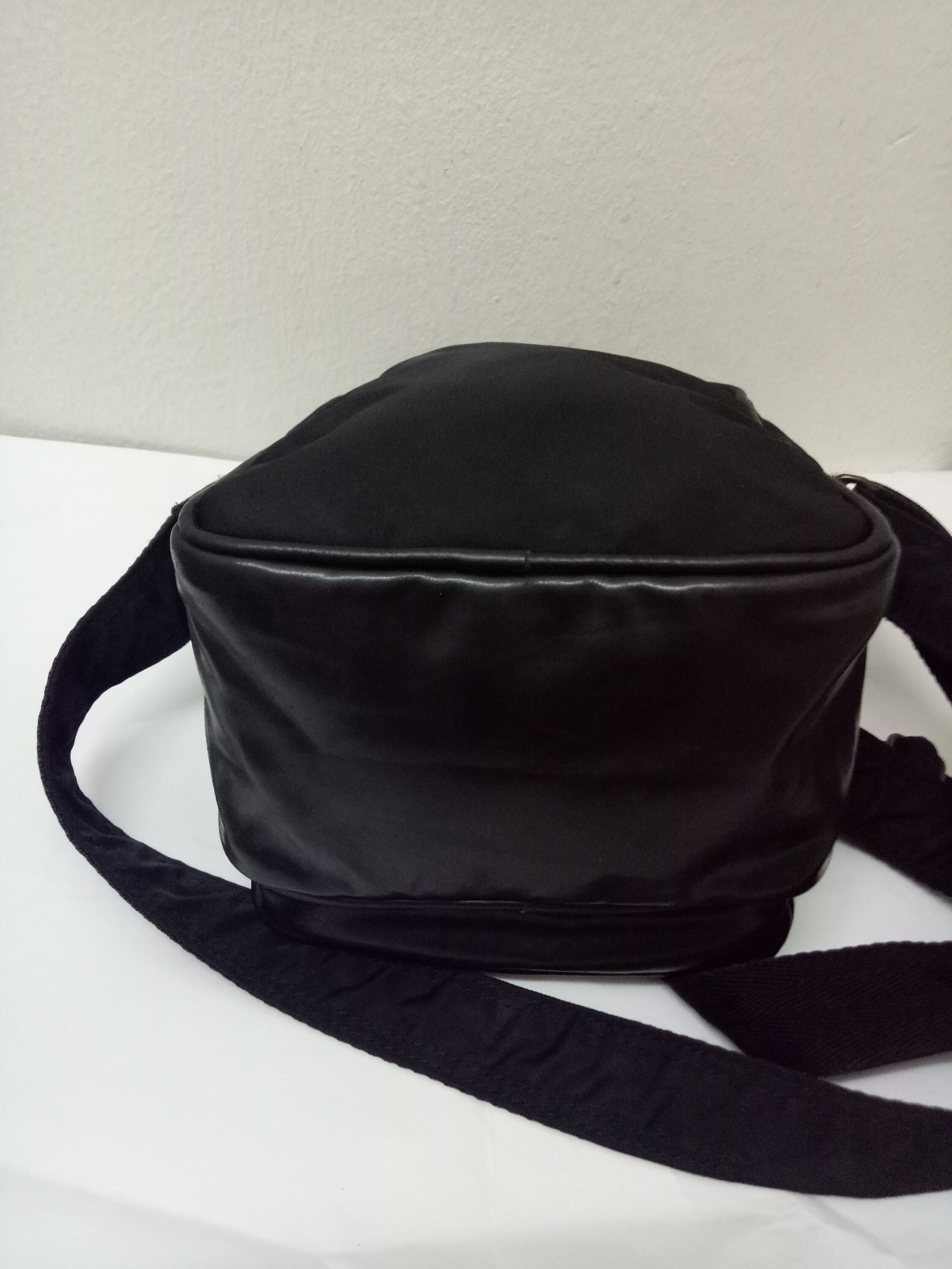 Yohji Yamamoto Yohji Yamamoto Y'saccs pour homme Nylon leather sling bag Size ONE SIZE - 9 Thumbnail