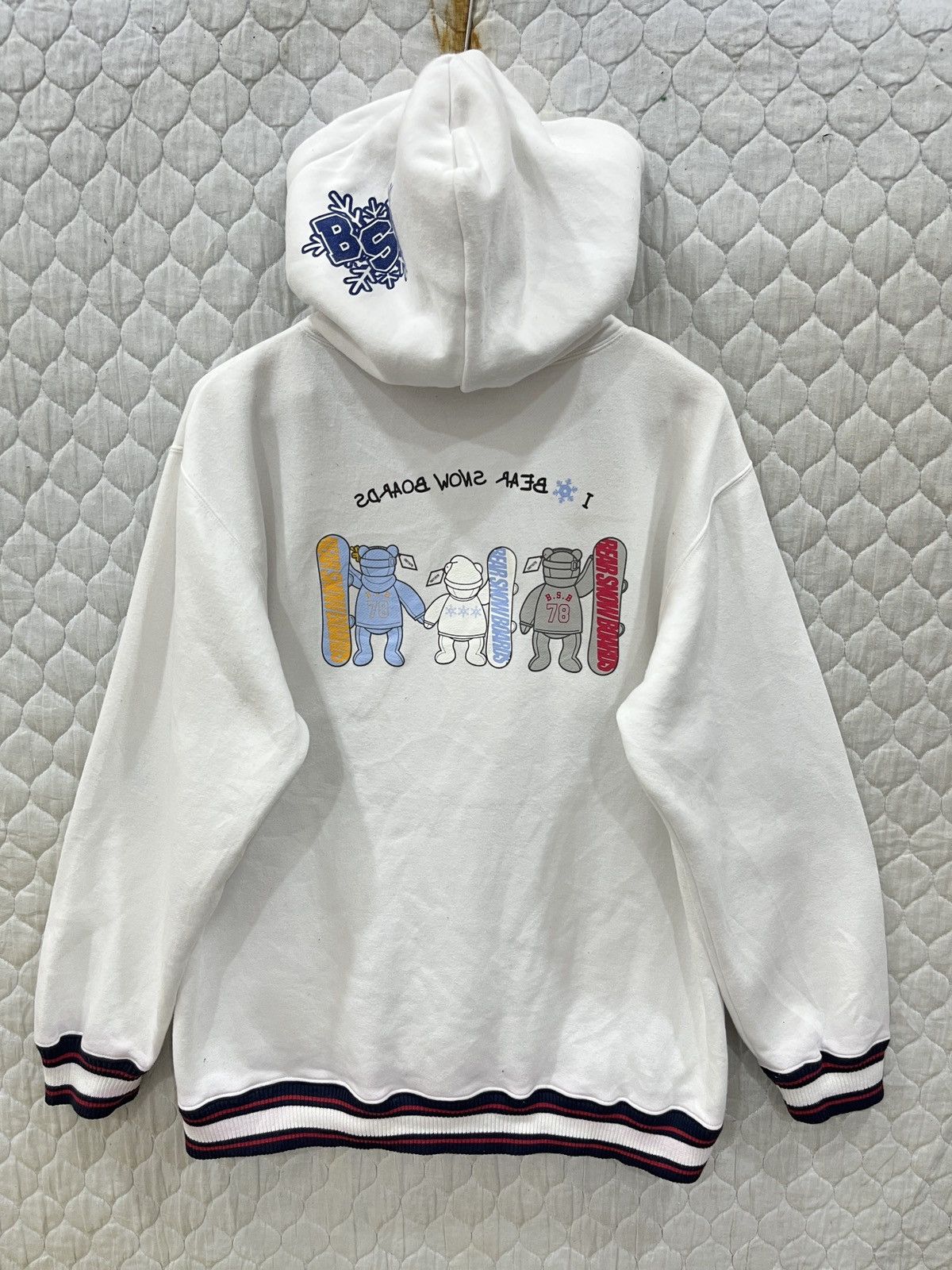 Other (Xxx). BEAR SNOW BOARDS HOODIE PULLOVER JACKET Size US L / EU 52-54 / 3 - 8 Thumbnail
