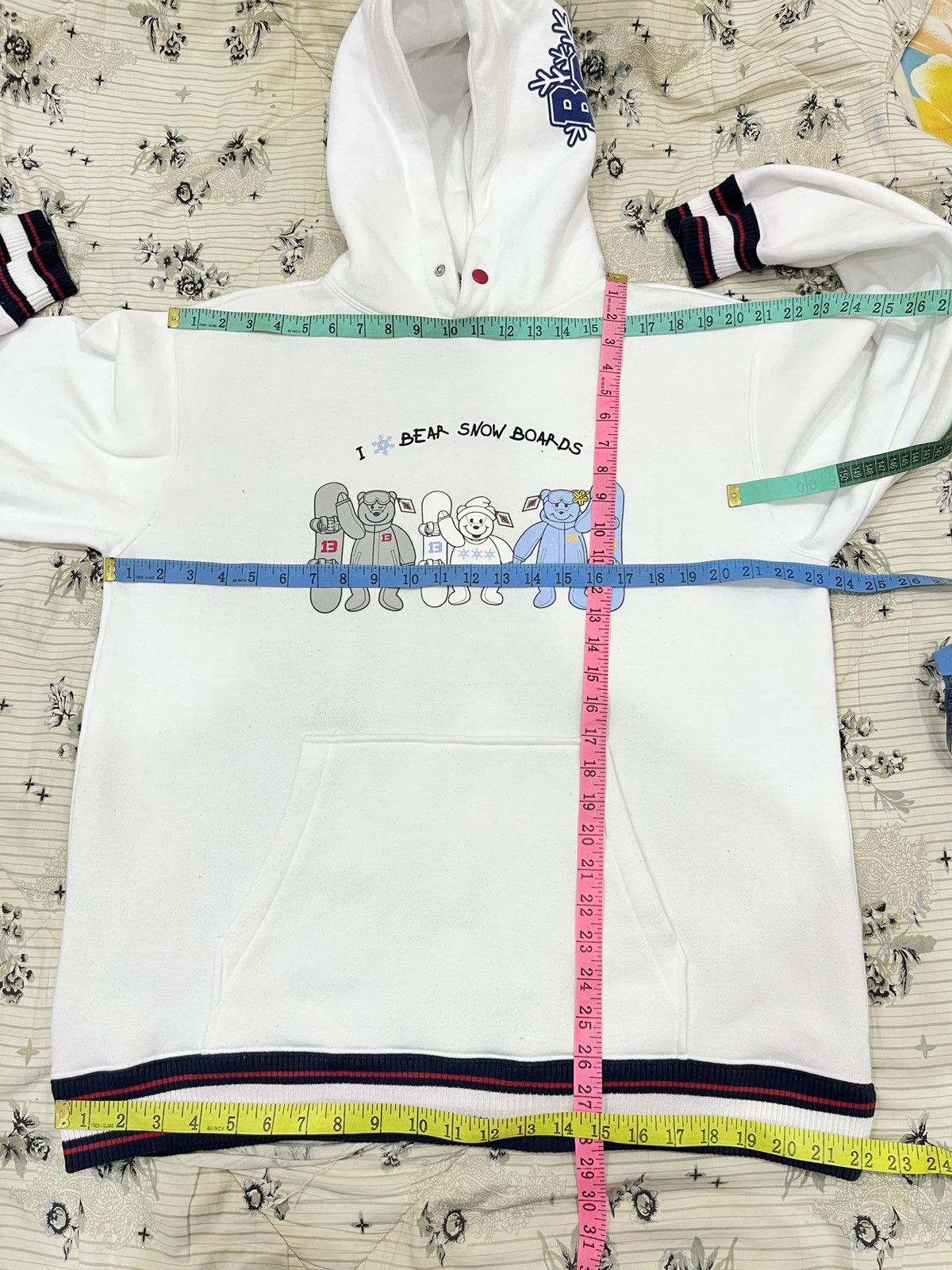 Other (Xxx). BEAR SNOW BOARDS HOODIE PULLOVER JACKET Size US L / EU 52-54 / 3 - 11 Thumbnail
