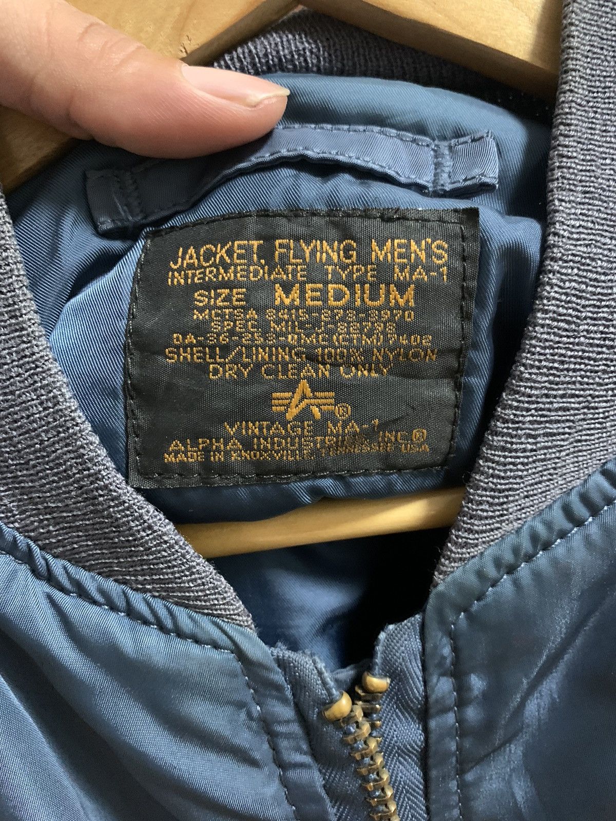 Alpha Industries × Vintage Vintage Alpha Industries MA-1 Bomber Jacket Size US M / EU 48-50 / 2 - 7 Thumbnail