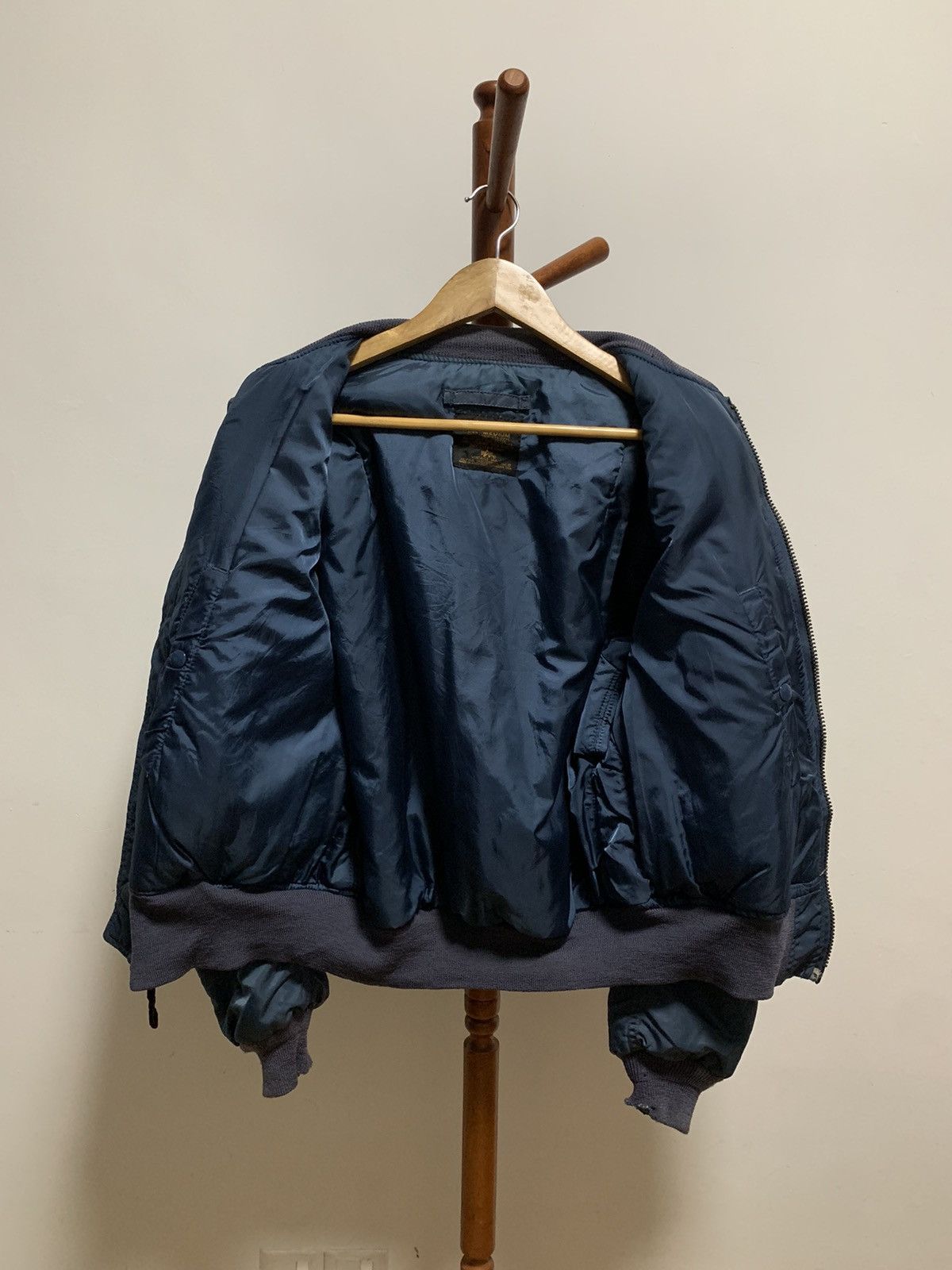 Alpha Industries × Vintage Vintage Alpha Industries MA-1 Bomber Jacket Size US M / EU 48-50 / 2 - 16 Thumbnail