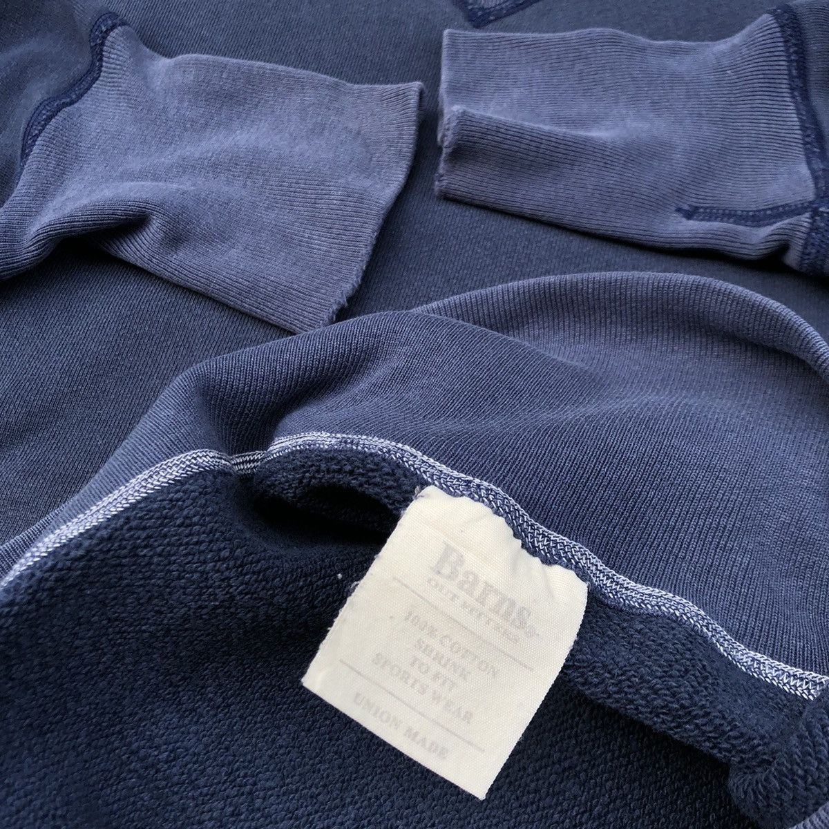 Vintage Vintage Barns Union Made Double V Sweatshirt Size US M / EU 48-50 / 2 - 6 Thumbnail