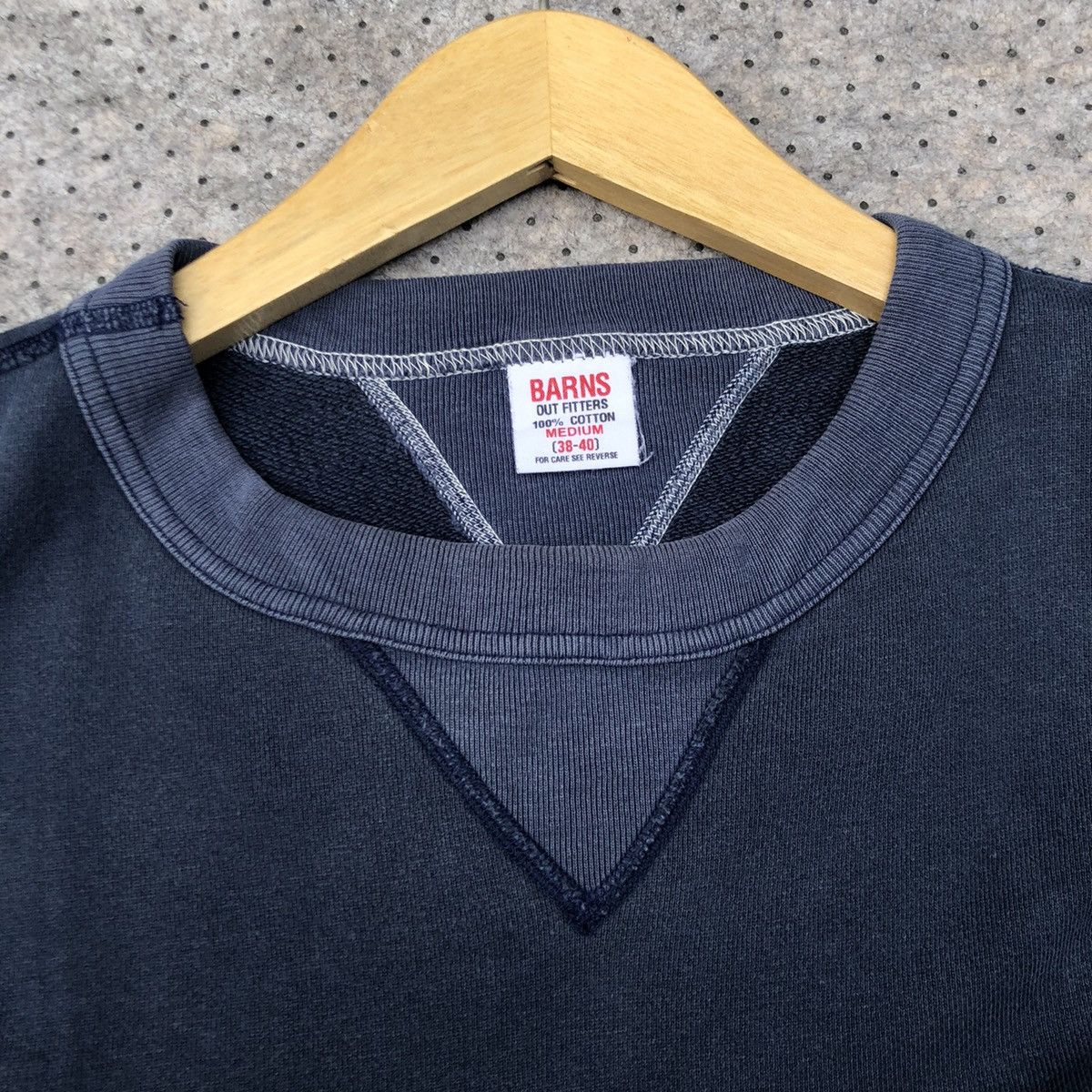 Vintage Vintage Barns Union Made Double V Sweatshirt Size US M / EU 48-50 / 2 - 4 Thumbnail