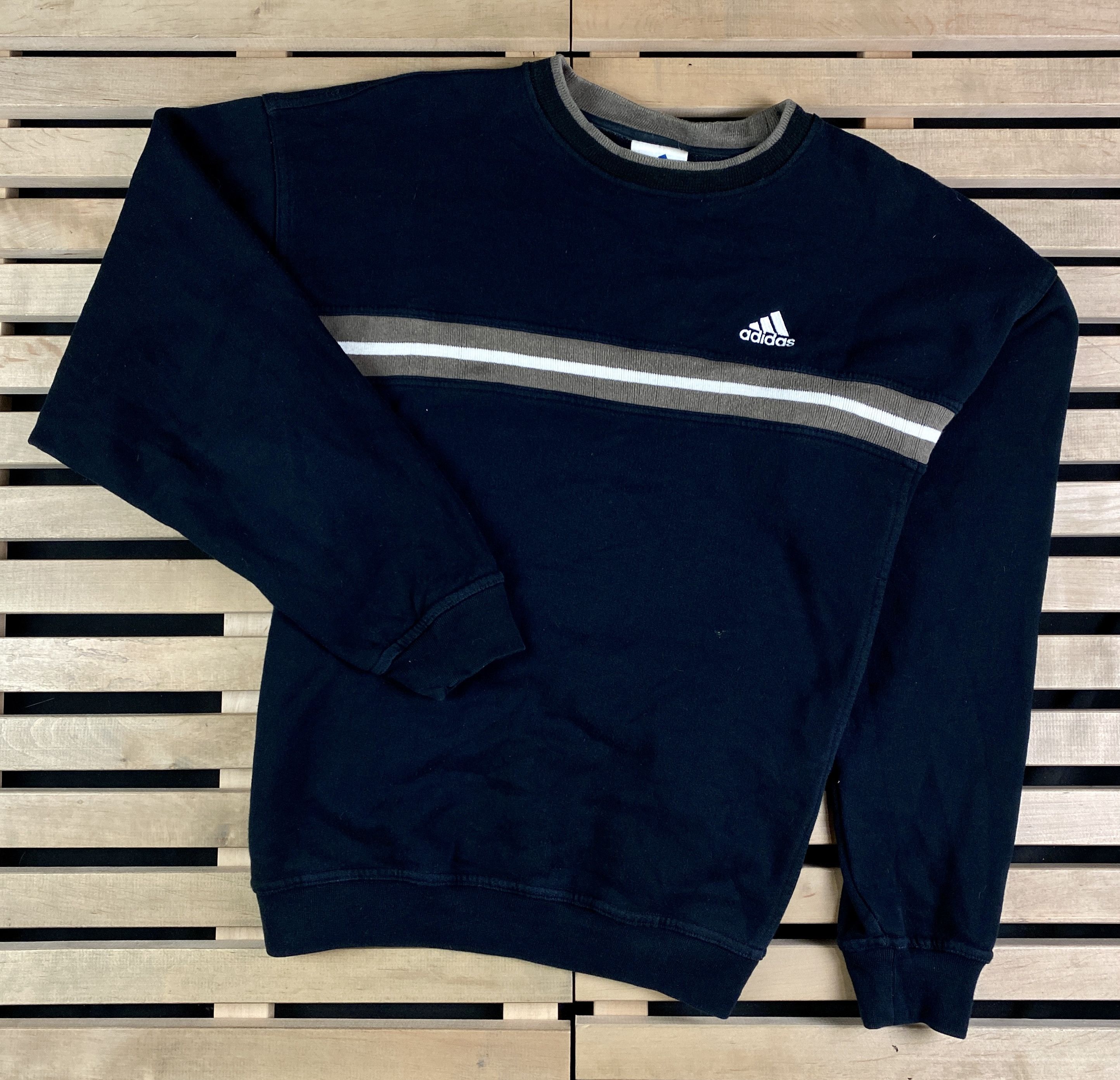 Adidas × Vintage Men’s Sweatshirt Long Sleeve Adidas Vintage Size L Size US L / EU 52-54 / 3 - 1 Thumbnail