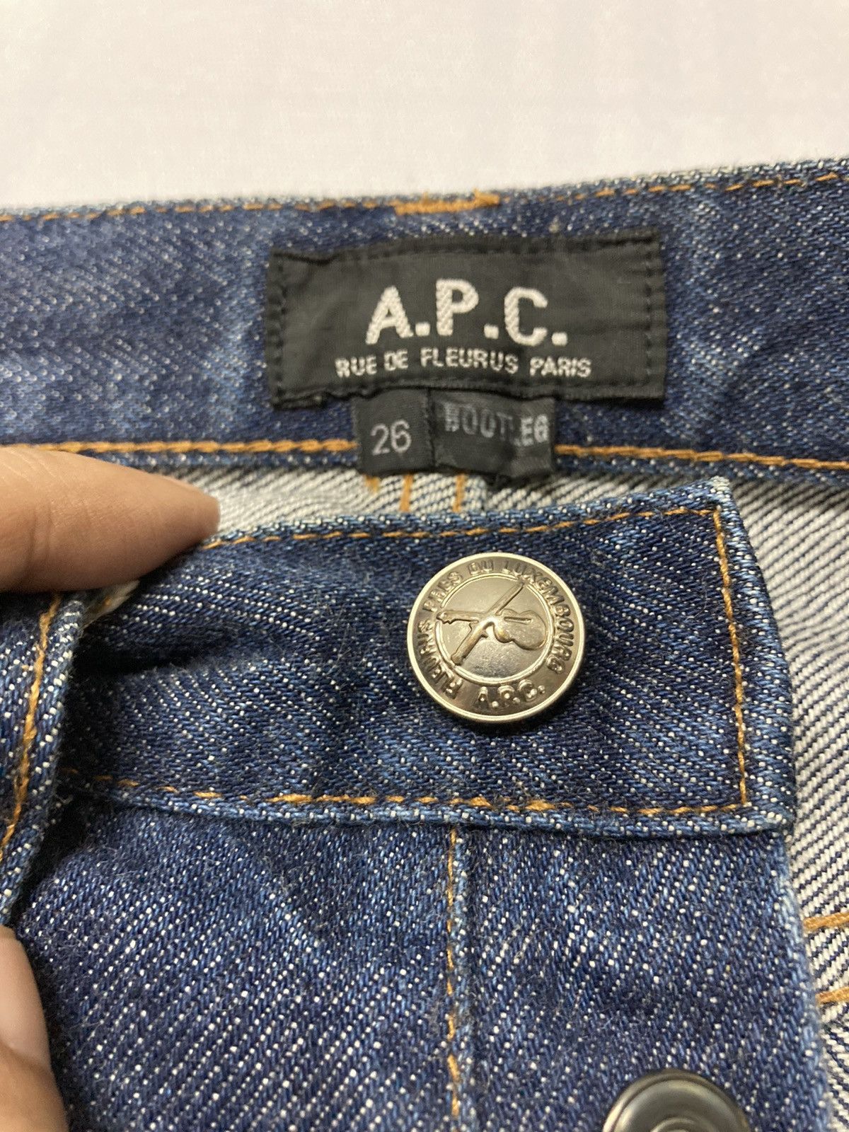 A.P.C. × Japanese Brand APC Bootleg selvedge cropped off jeans Size US 26 / EU 42 - 7 Thumbnail