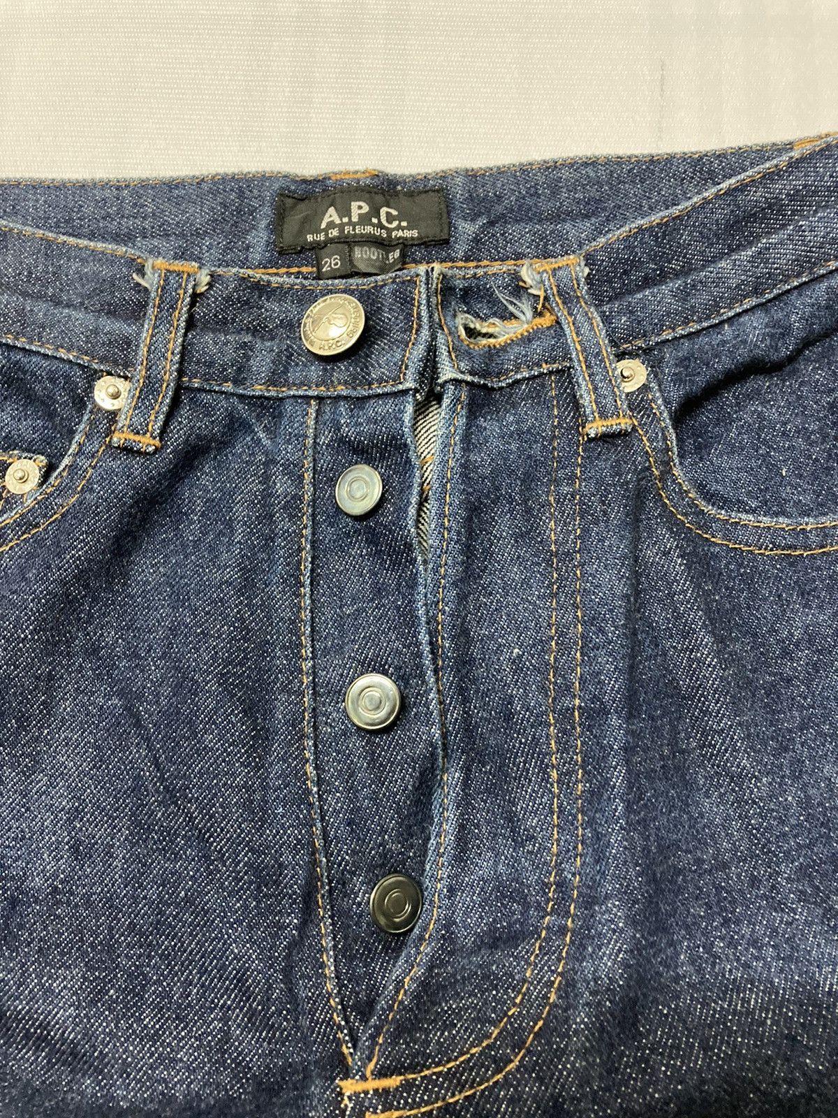 A.P.C. × Japanese Brand APC Bootleg selvedge cropped off jeans Size US 26 / EU 42 - 9 Thumbnail
