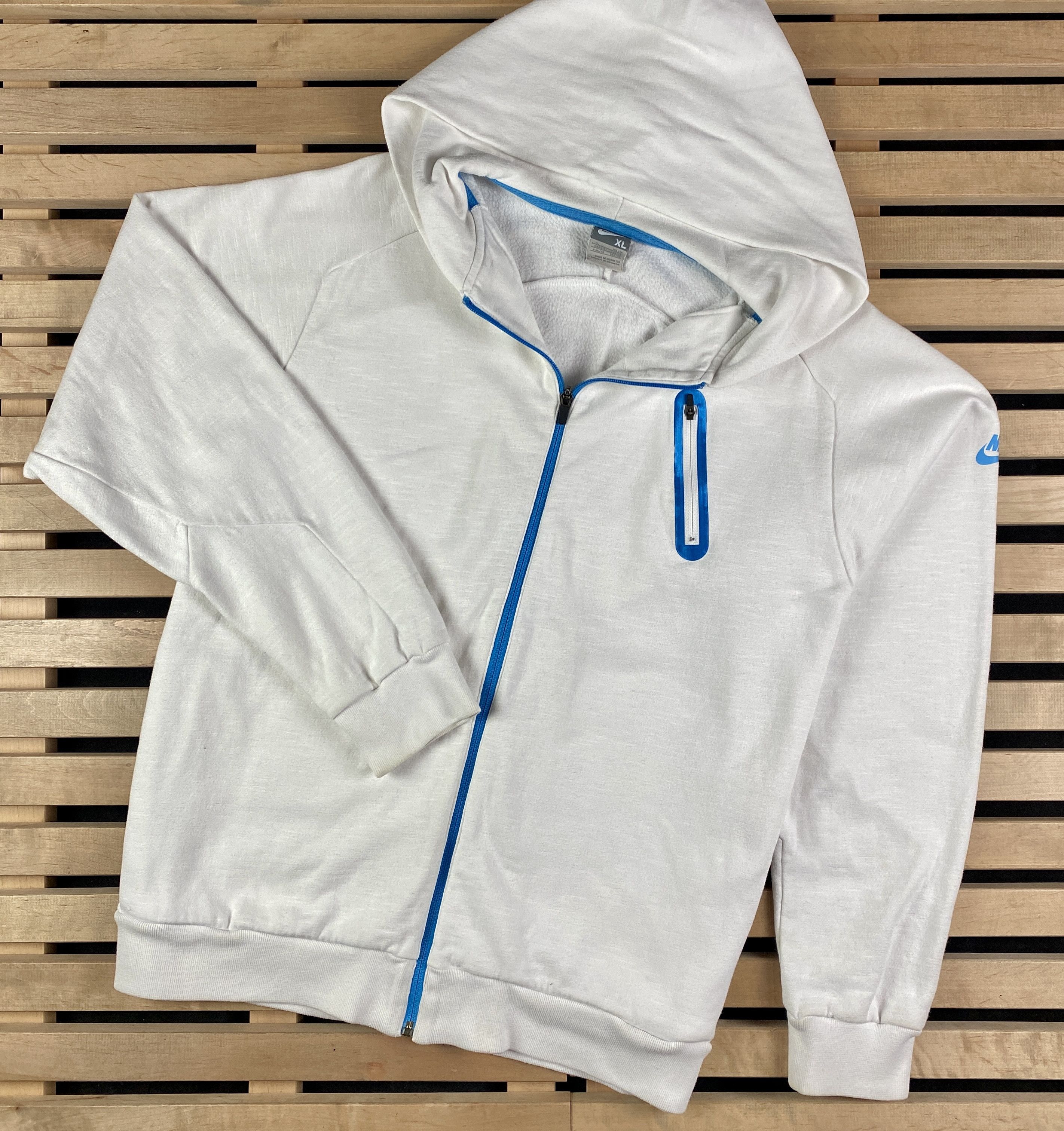 Nike × Vintage Mens Zip Hoodie Nike Vintage Size XL Size US XL / EU 56 / 4 - 1 Thumbnail