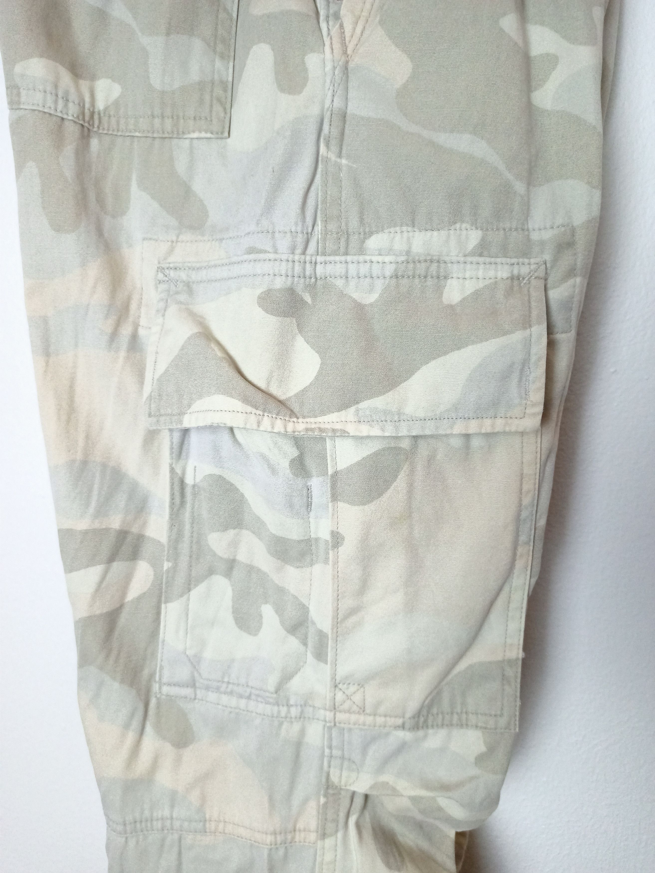 Gap Faded Camo Gap Bondage Cargo Pants Size US 31 - 20 Thumbnail