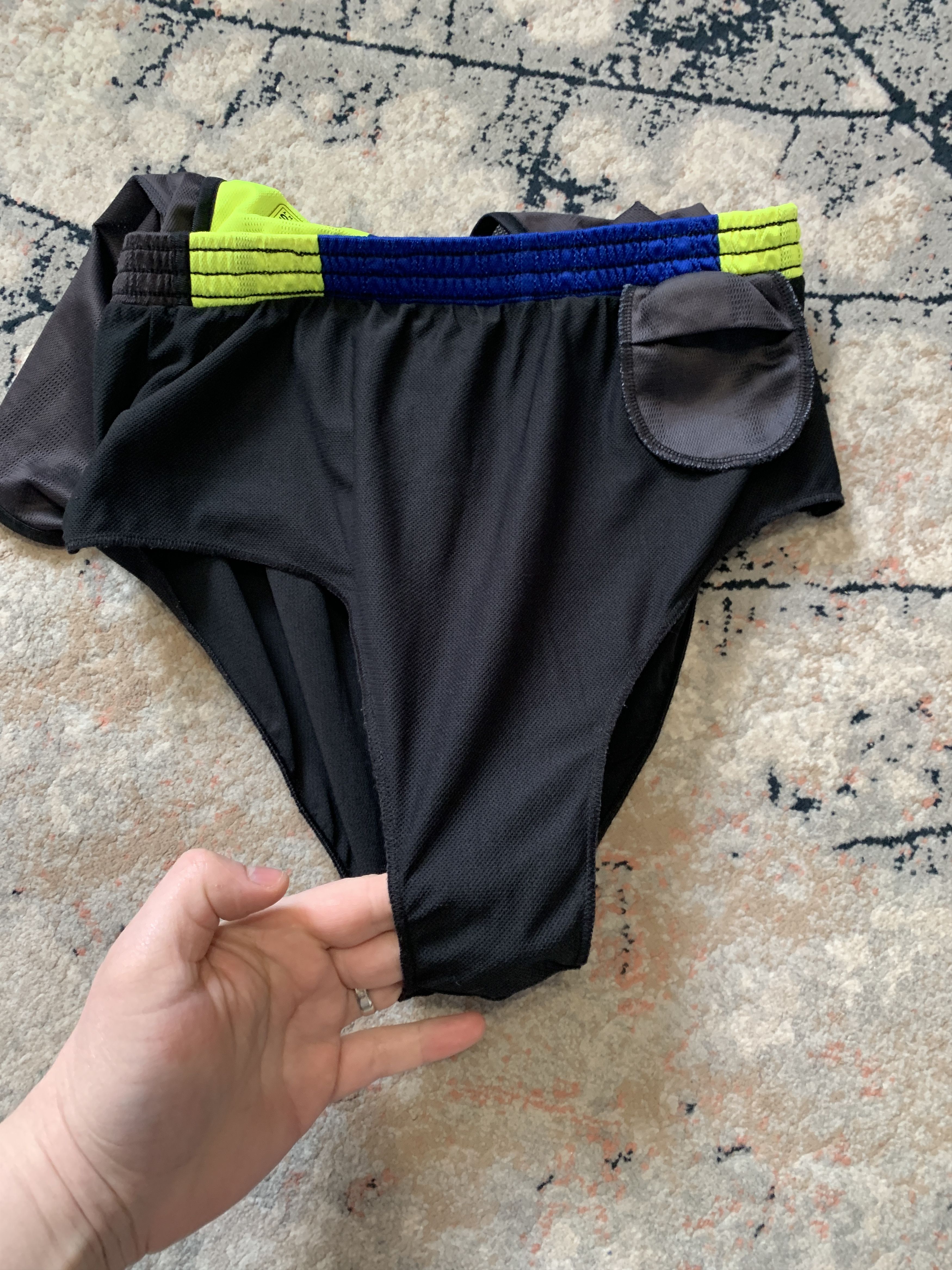 Adidas × Vintage Adidas Equipment Vintage Shorts Size US 32 / EU 48 - 8 Thumbnail