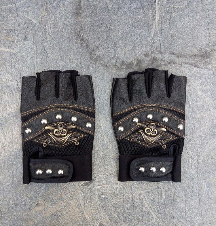 Jewelry Punk Skulls Rivet PU Leather Gloves Size ONE SIZE - 3 Thumbnail
