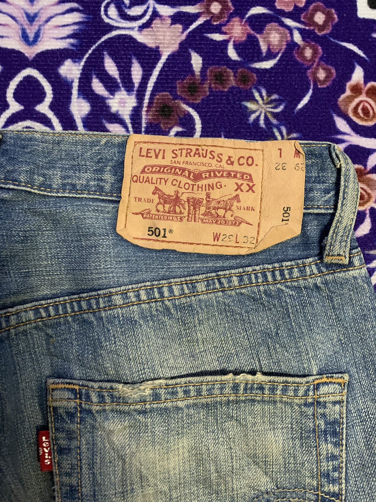 Levi's Vintage Clothing Vintage Levis 501 Faded Distressed Rework Denim Size US 31 - 13 Thumbnail