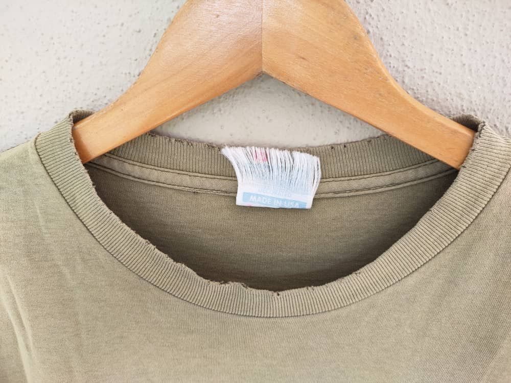 X-LARGE Vintage X large Faded T Size US M / EU 48-50 / 2 - 7 Thumbnail