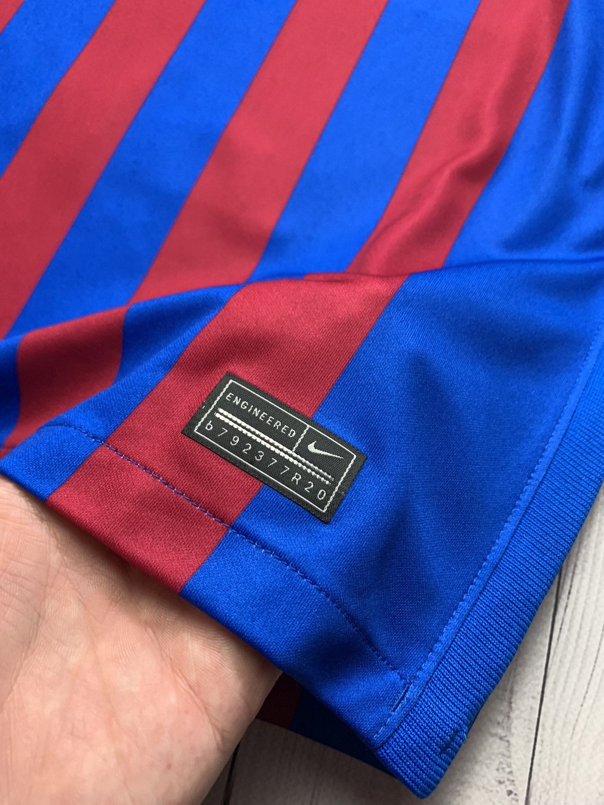 Nike Soccer jersey Barcelona shirt Nike size M Size US M / EU 48-50 / 2 - 4 Thumbnail