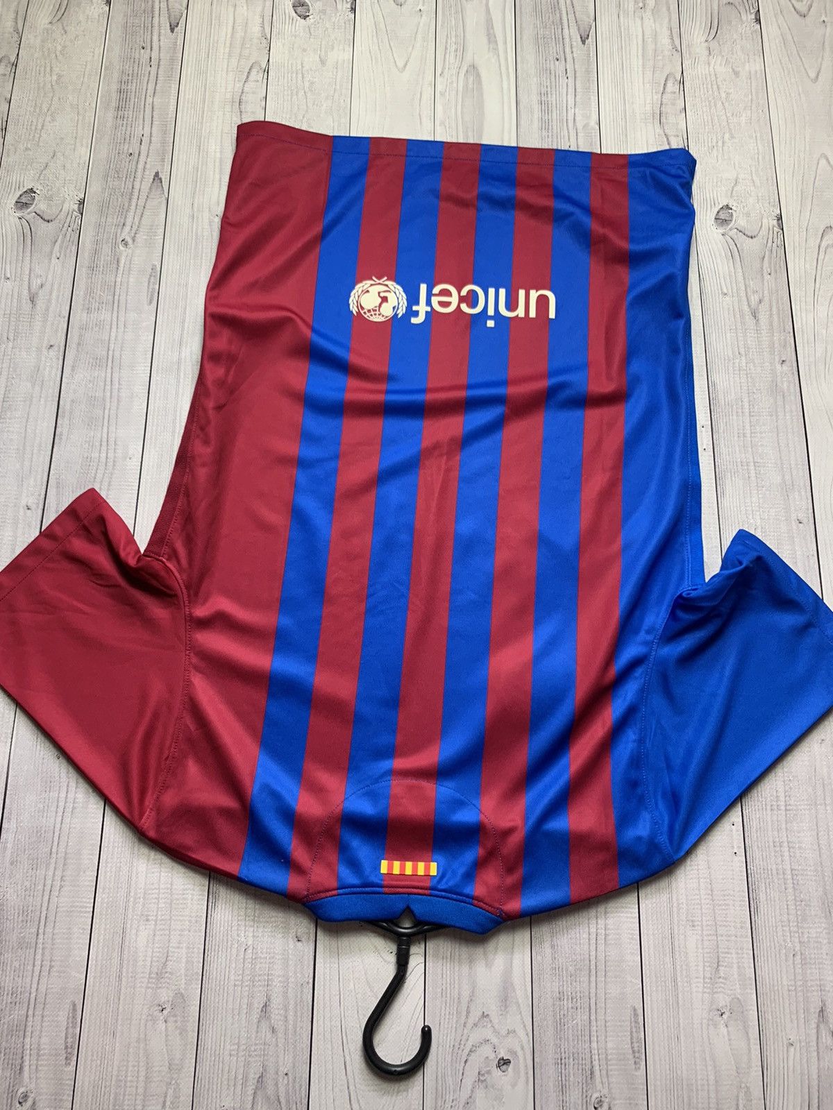Nike Soccer jersey Barcelona shirt Nike size M Size US M / EU 48-50 / 2 - 6 Thumbnail
