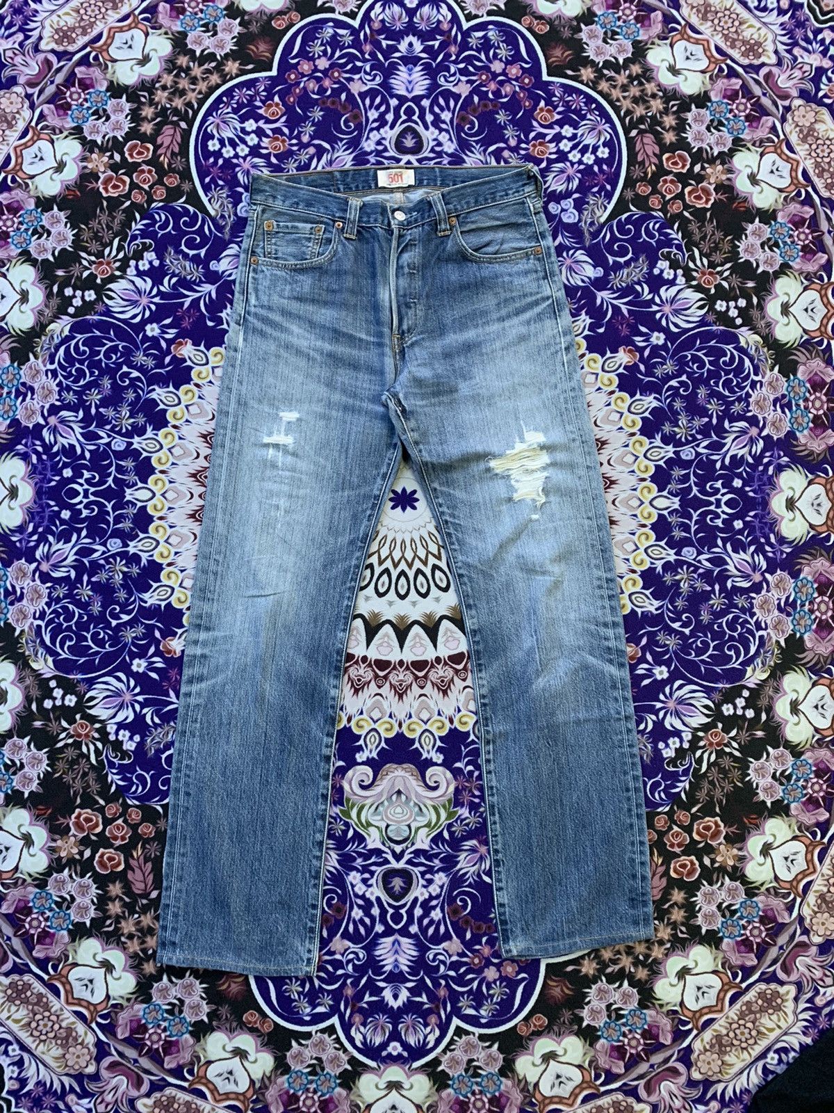 Levi's Vintage Clothing Vintage Levis 501 Distressed Denim Size US 32 / EU 48 - 1 Thumbnail
