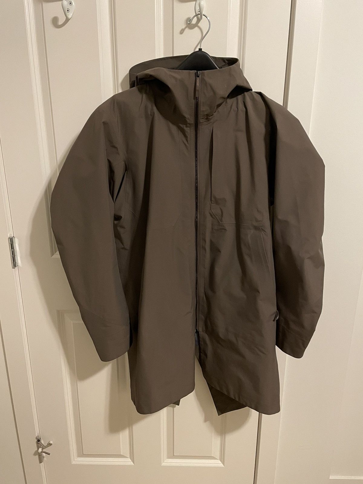 【最終値下げ】Veilance Lenan Insulated Topcoat lenan-insulated-tw-coat-live-